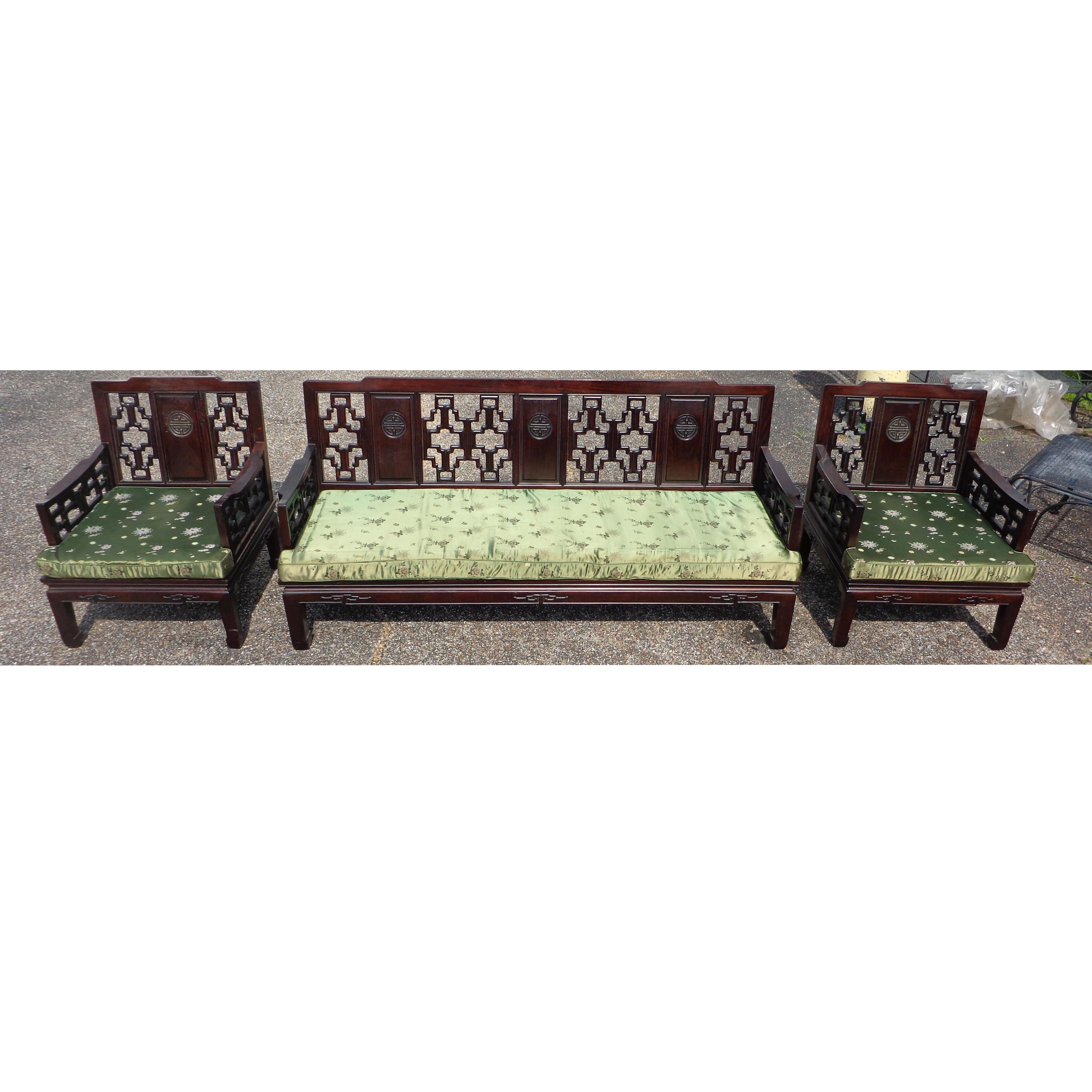 Vintage Chinoiserie Ming Style Rosewood Sofa In Good Condition For Sale In Pasadena, TX