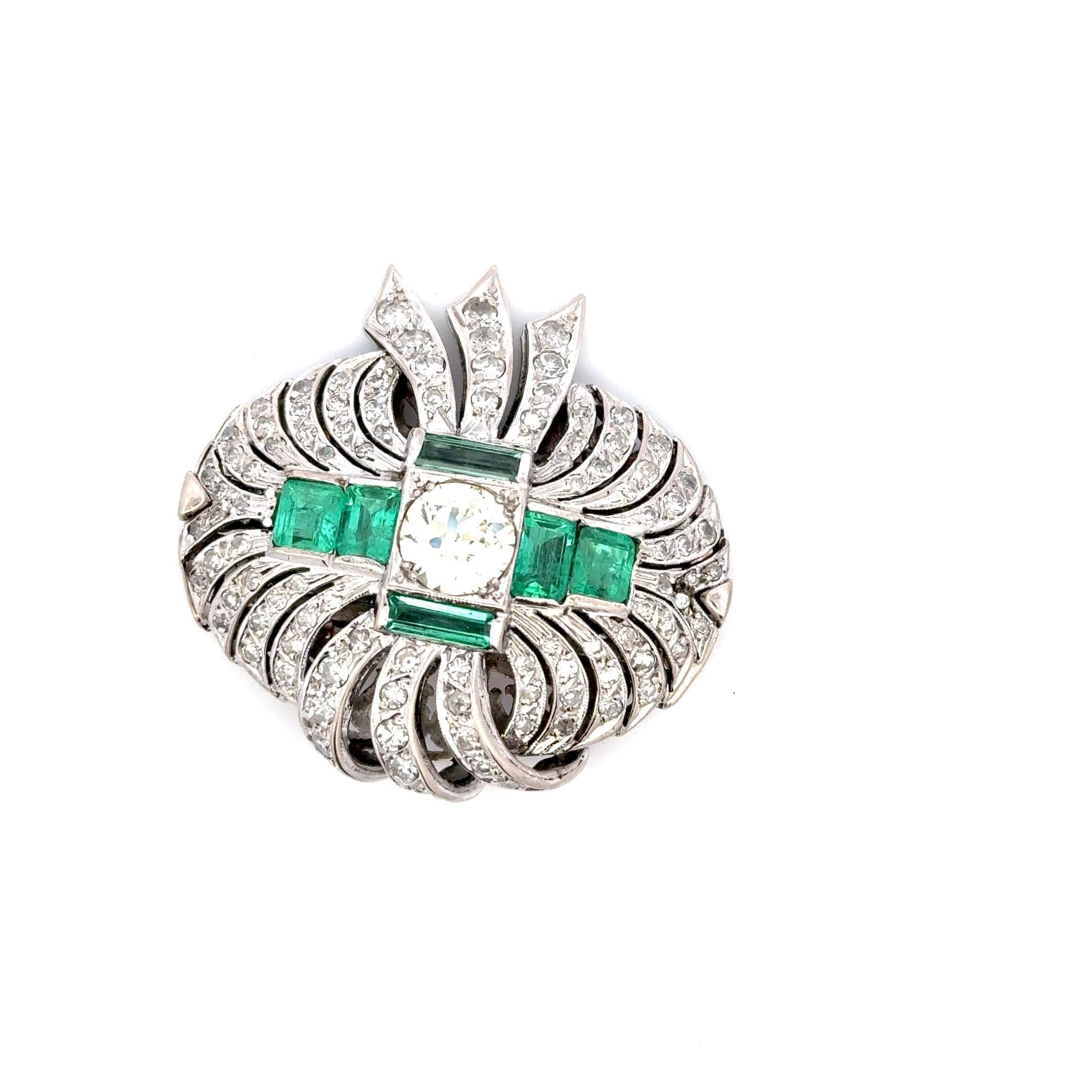7.36 Carat Round and Circular Brilliant Diamond 2.50 Carat Emerald Platinum Pin For Sale 5