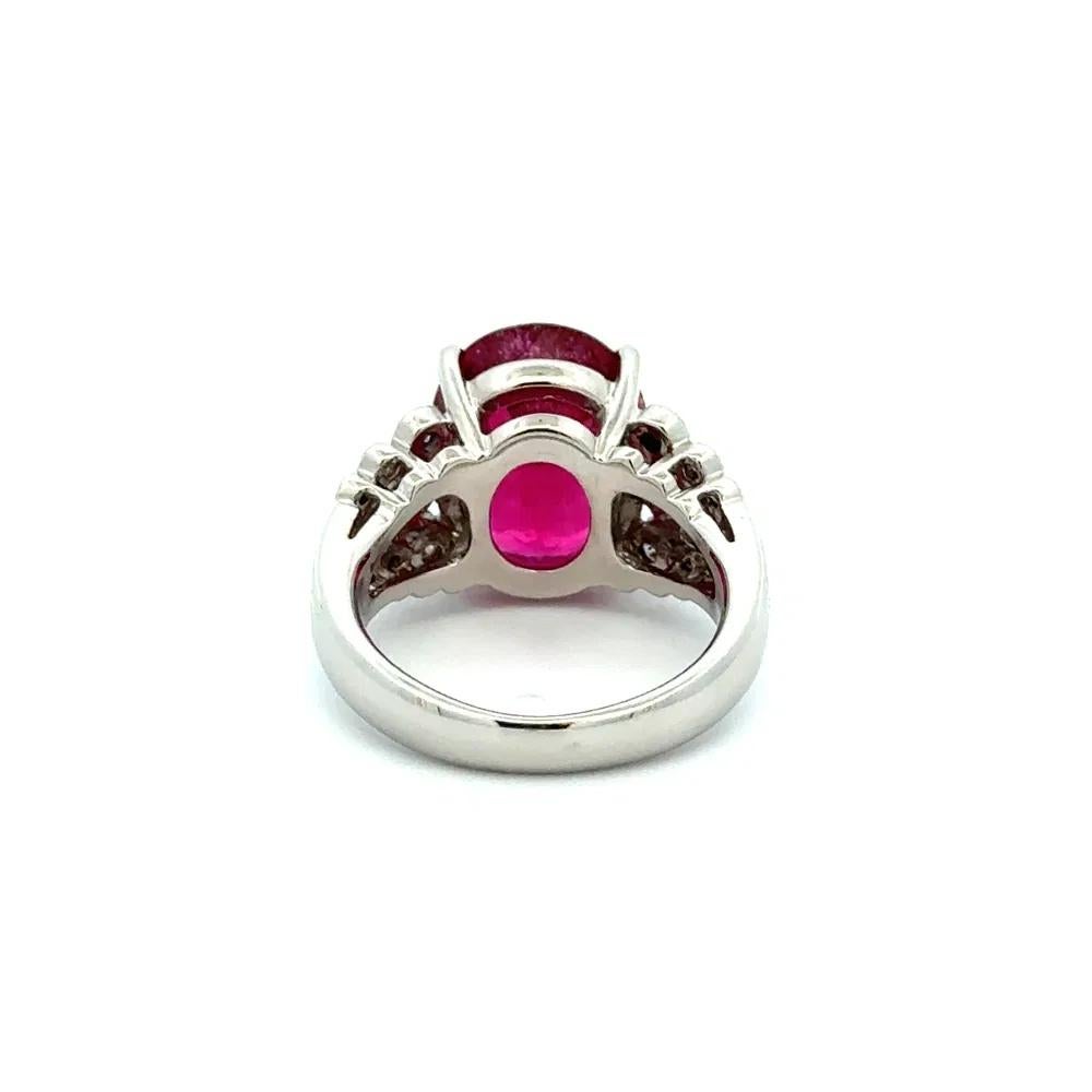 Bague cocktail solitaire d'affirmation en tourmaline rubellite et diamants de 7,36 carats Excellent état - En vente à Montreal, QC