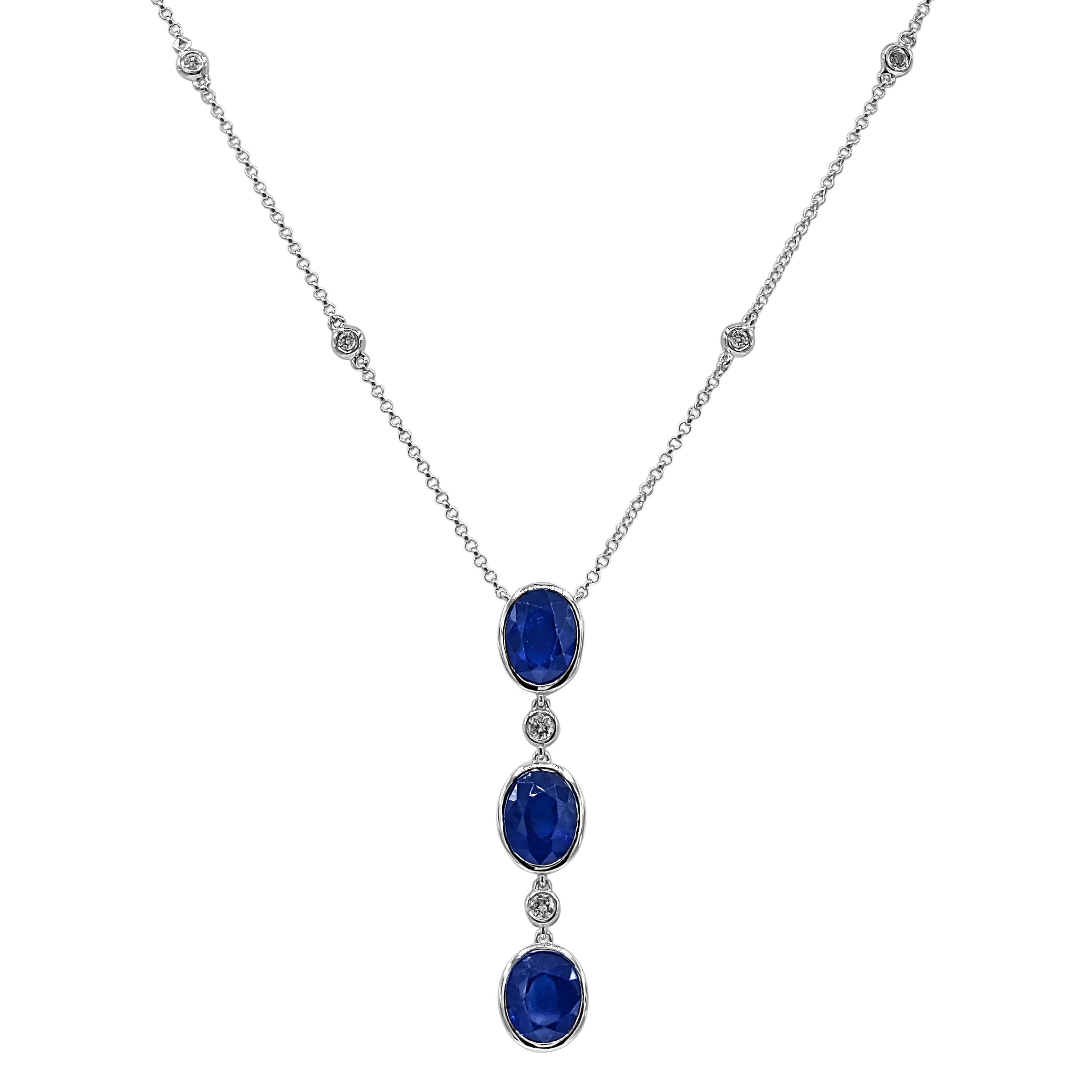 Mixed Cut 7.36 Carats Sapphire and White Diamond White Gold Necklace For Sale