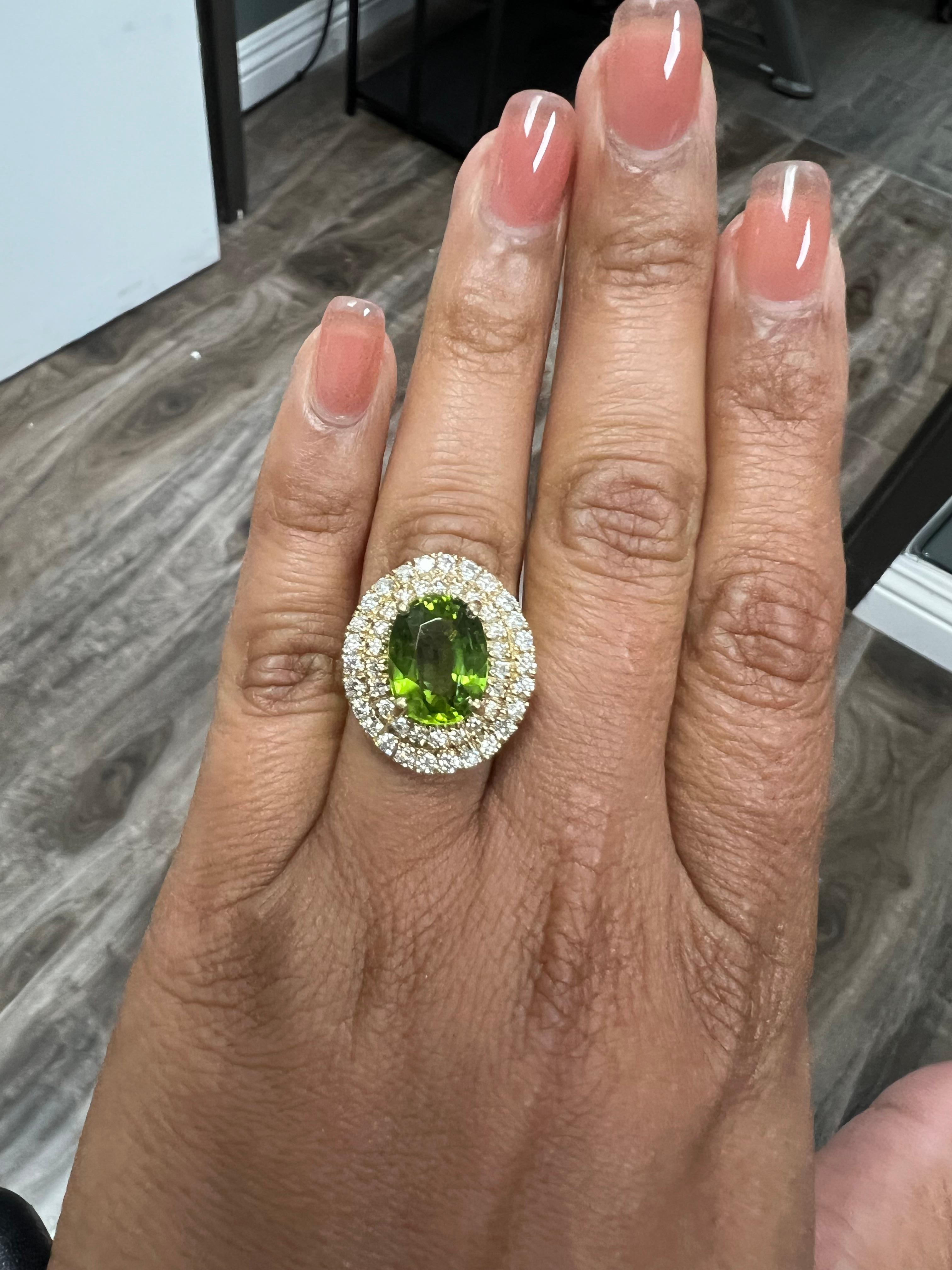 7.37 Carat Peridot Diamond 14 Karat Yellow Gold Cocktail Ring For Sale 5