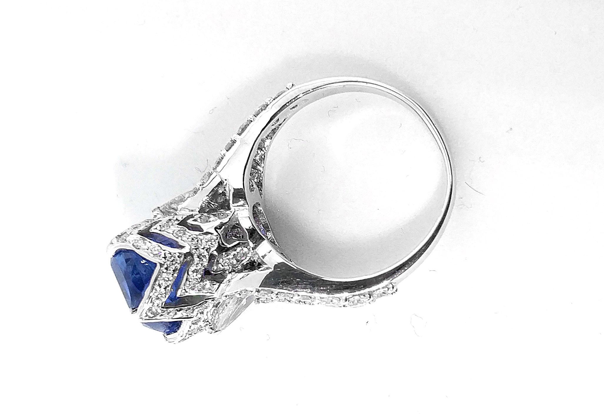 7.37 Carat Prime Sapphire 2.4 Carat Diamond Ring circa 1970 For Sale 5