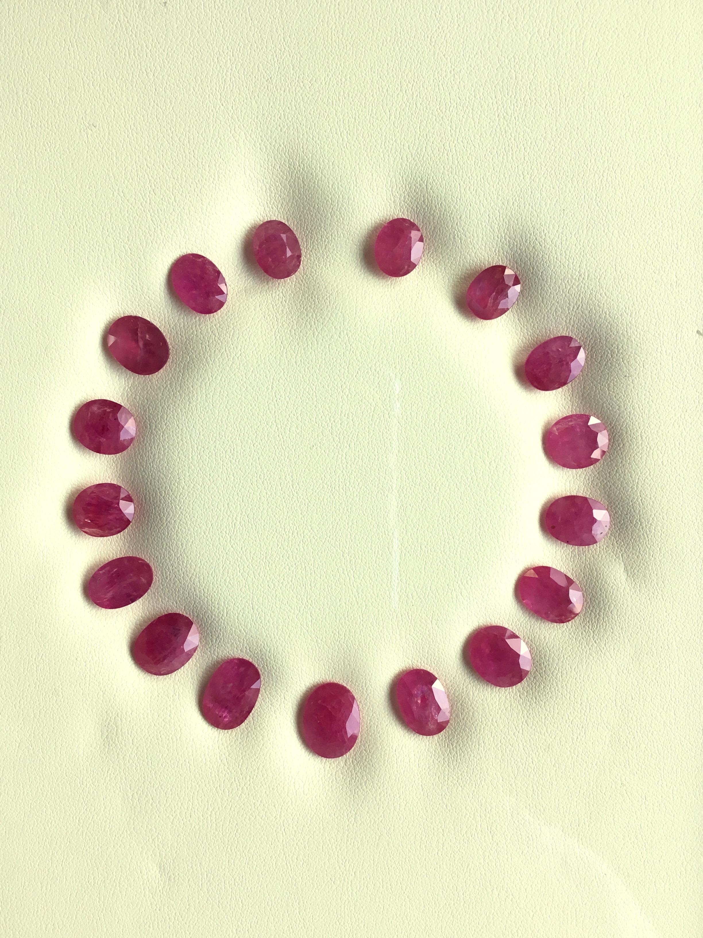 Art déco 73.76 Carats Ruby Mozambique Oval Faceted Cut stone Layout Heated Natural Gem en vente