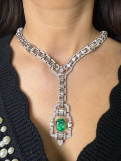 Collana di smeraldi colombiani naturali da 7,38 carati in oro bianco da 18 carati