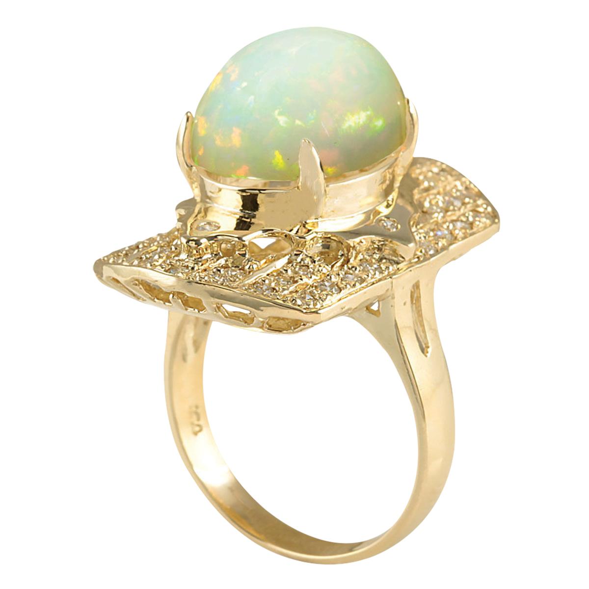 Ring aus 14 Karat Gelbgold mit natürlichem Opal und Diamant (Ovalschliff) im Angebot
