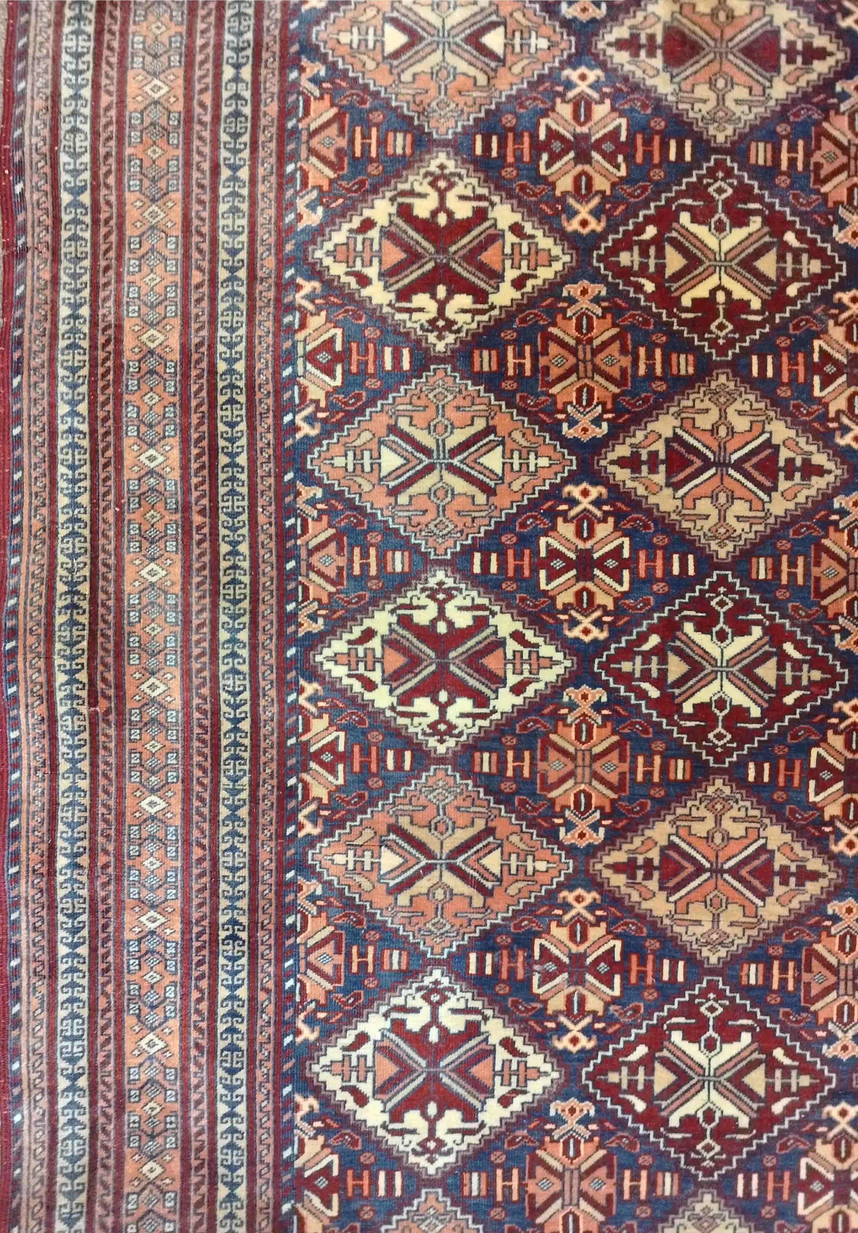 Milieu du XXe siècle 739 - Magnifique tapis turkmène Bukhara du 20ème siècle en vente