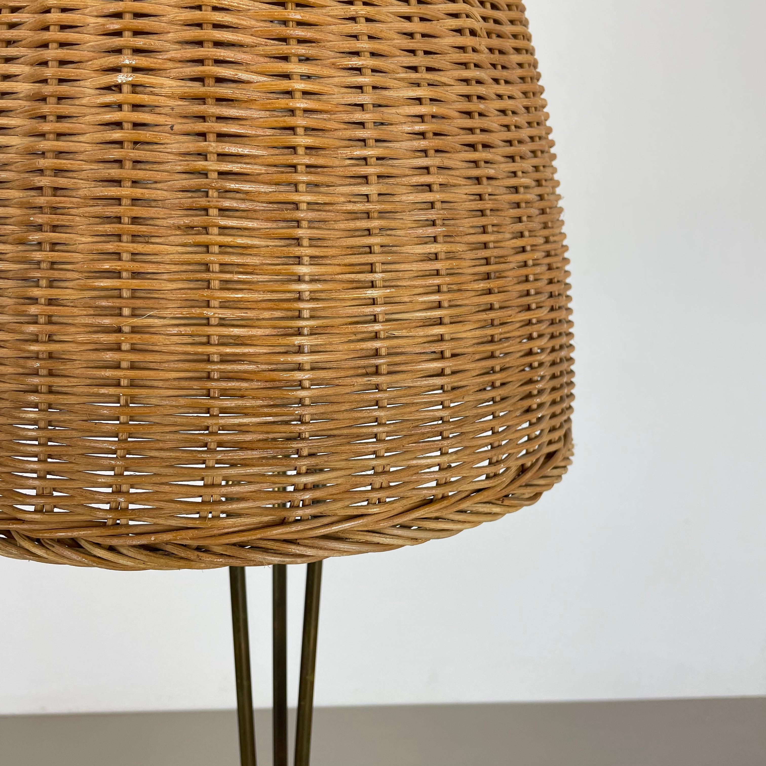 73cm Beautiful kalmar style brass + rattan tripod table light, Austria 1960s 7