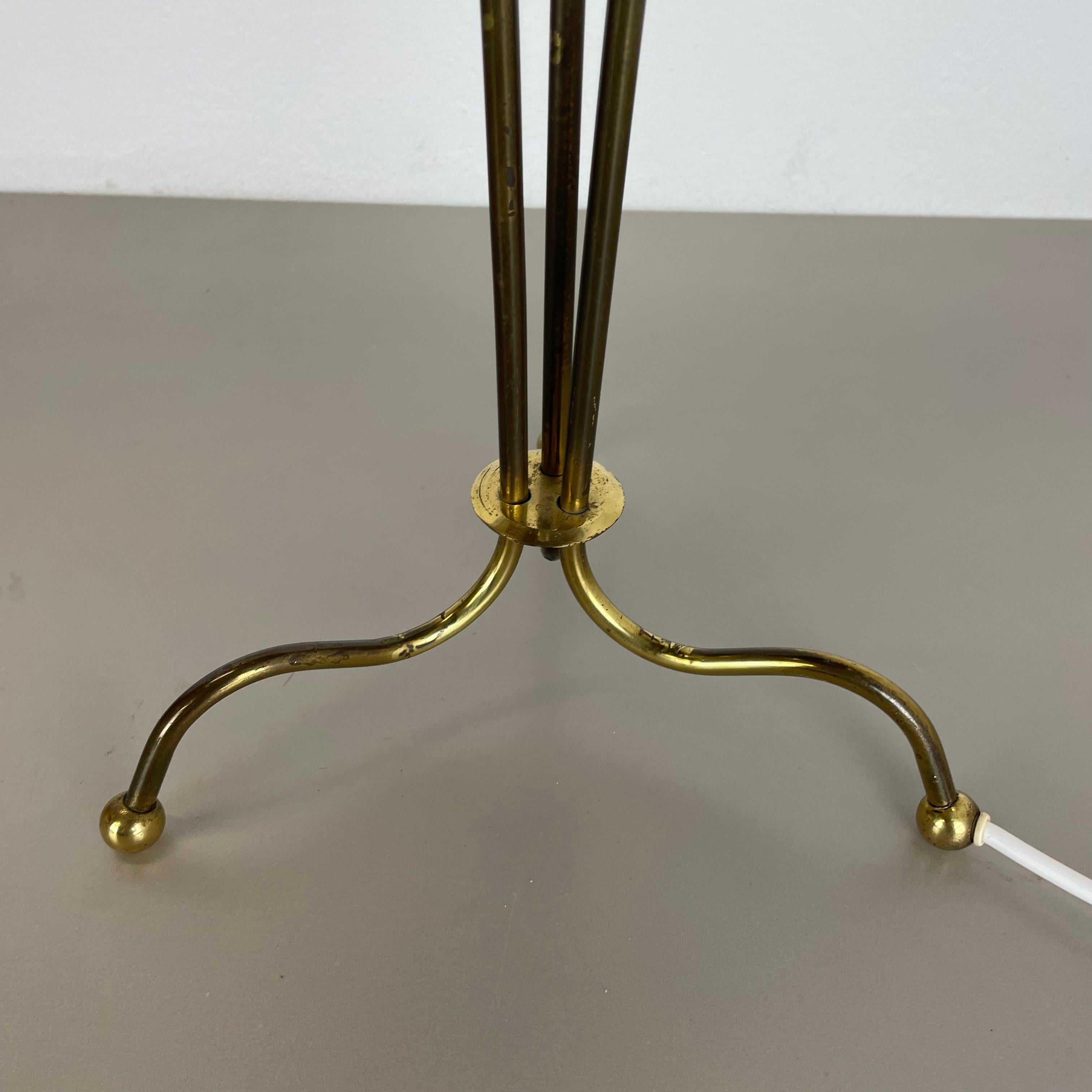 Austrian 73cm Beautiful kalmar style brass + rattan tripod table light, Austria 1960s