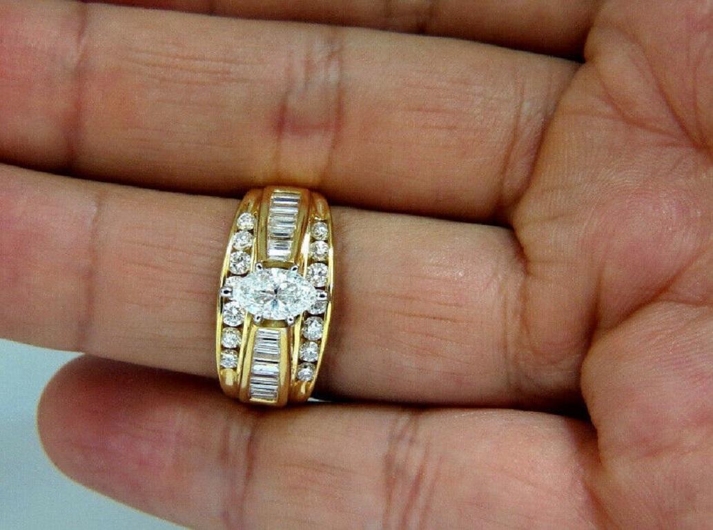 0,73 Karat natürlicher Marquise Diamant Erhabener Kathedralenring 14 Karat im Zustand „Neu“ im Angebot in New York, NY