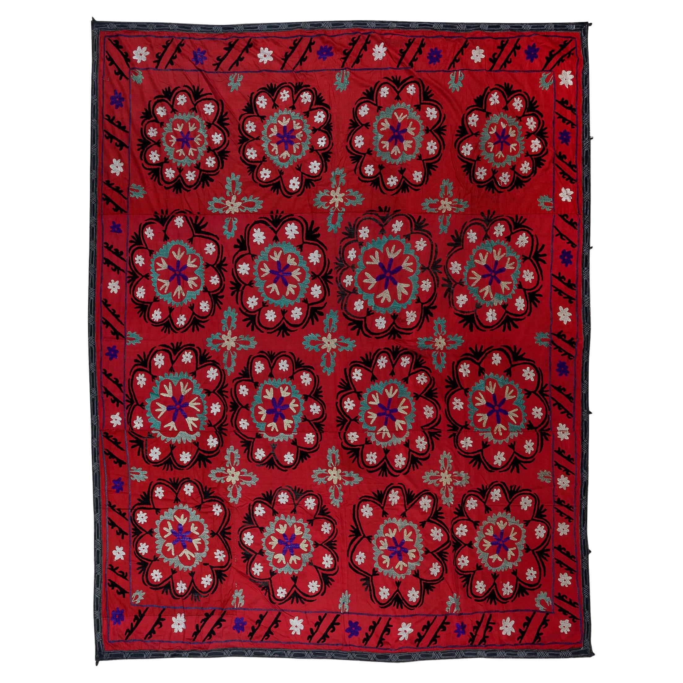 Vintage Silk Hand Embroidery Bedspread, Uzbek Suzani Fabric Throw For Sale
