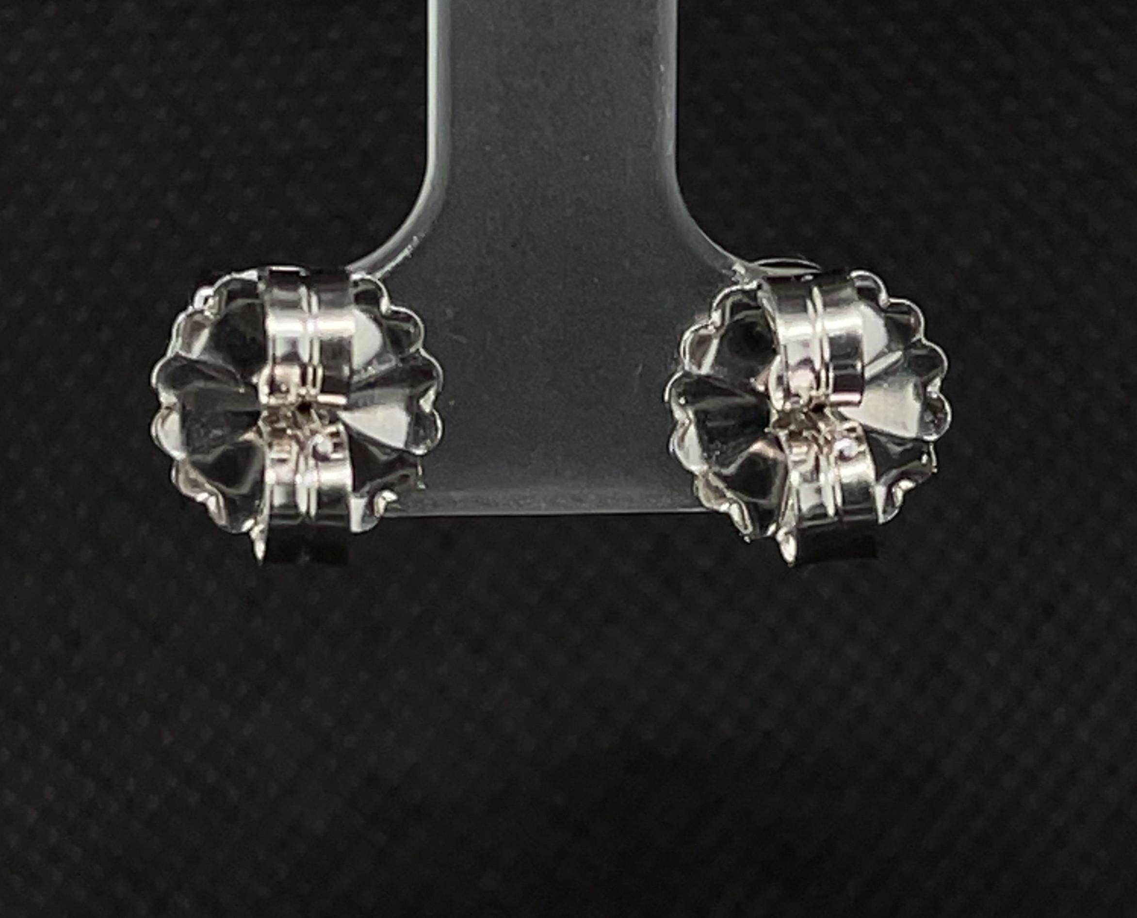Princess and Marquise Diamond Illusion Stud Earrings in 18k White Gold In New Condition For Sale In Los Angeles, CA