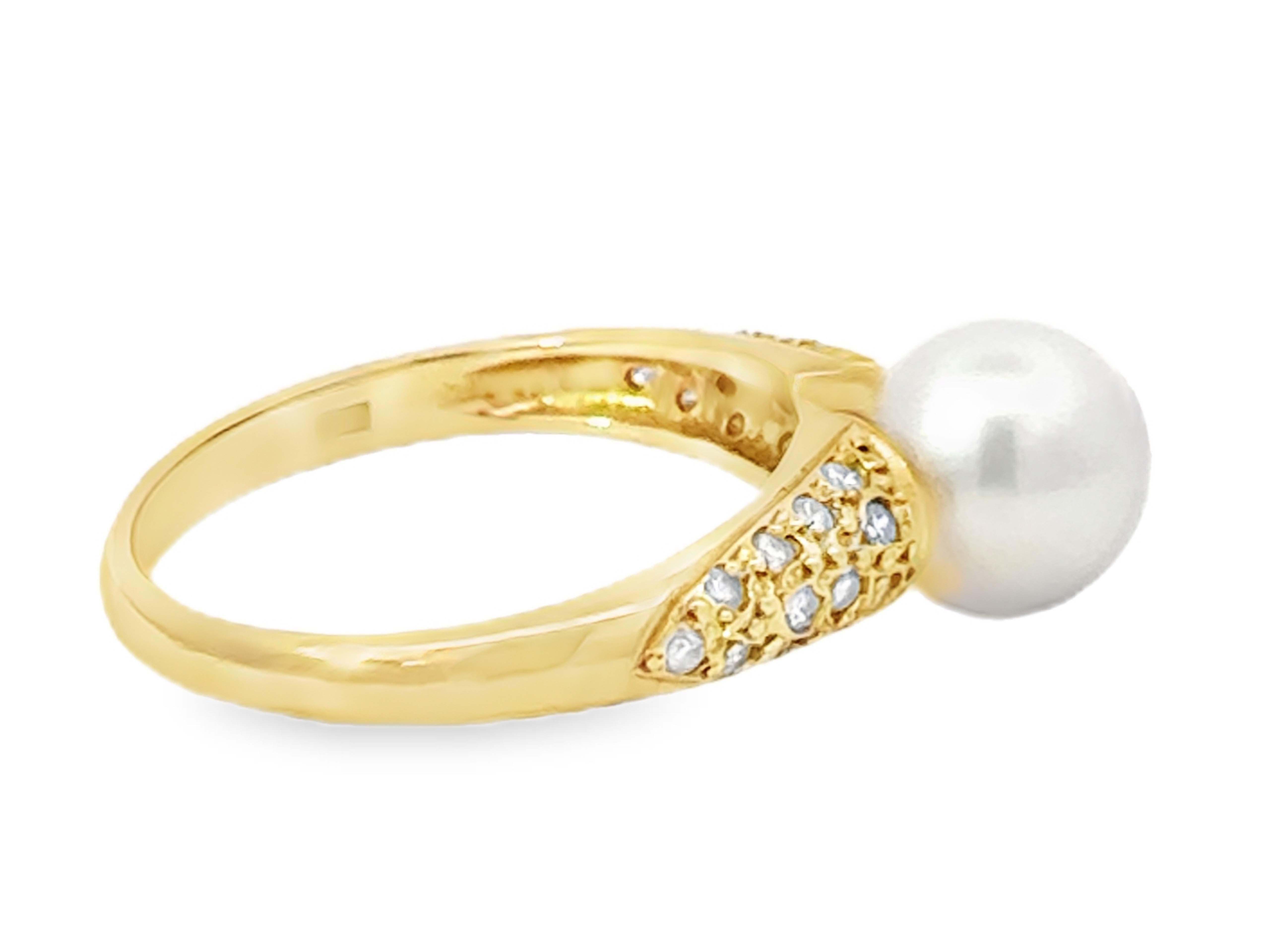 Women's or Men's 7.4 Mm White Akoya Pearl and Diamond Band Ring 18k Yellow Gold For Sale