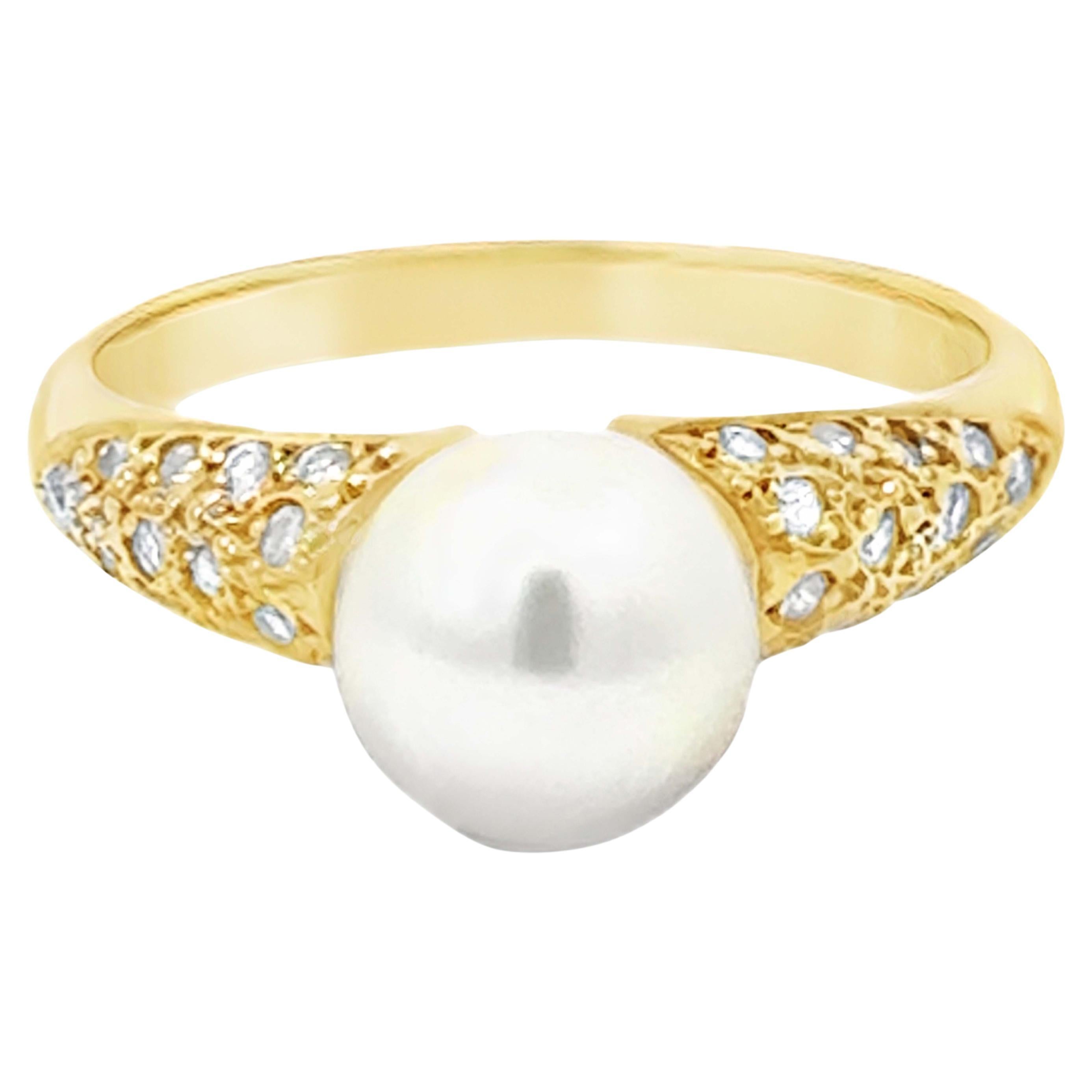 7.4 Mm White Akoya Pearl and Diamond Band Ring 18k Yellow Gold