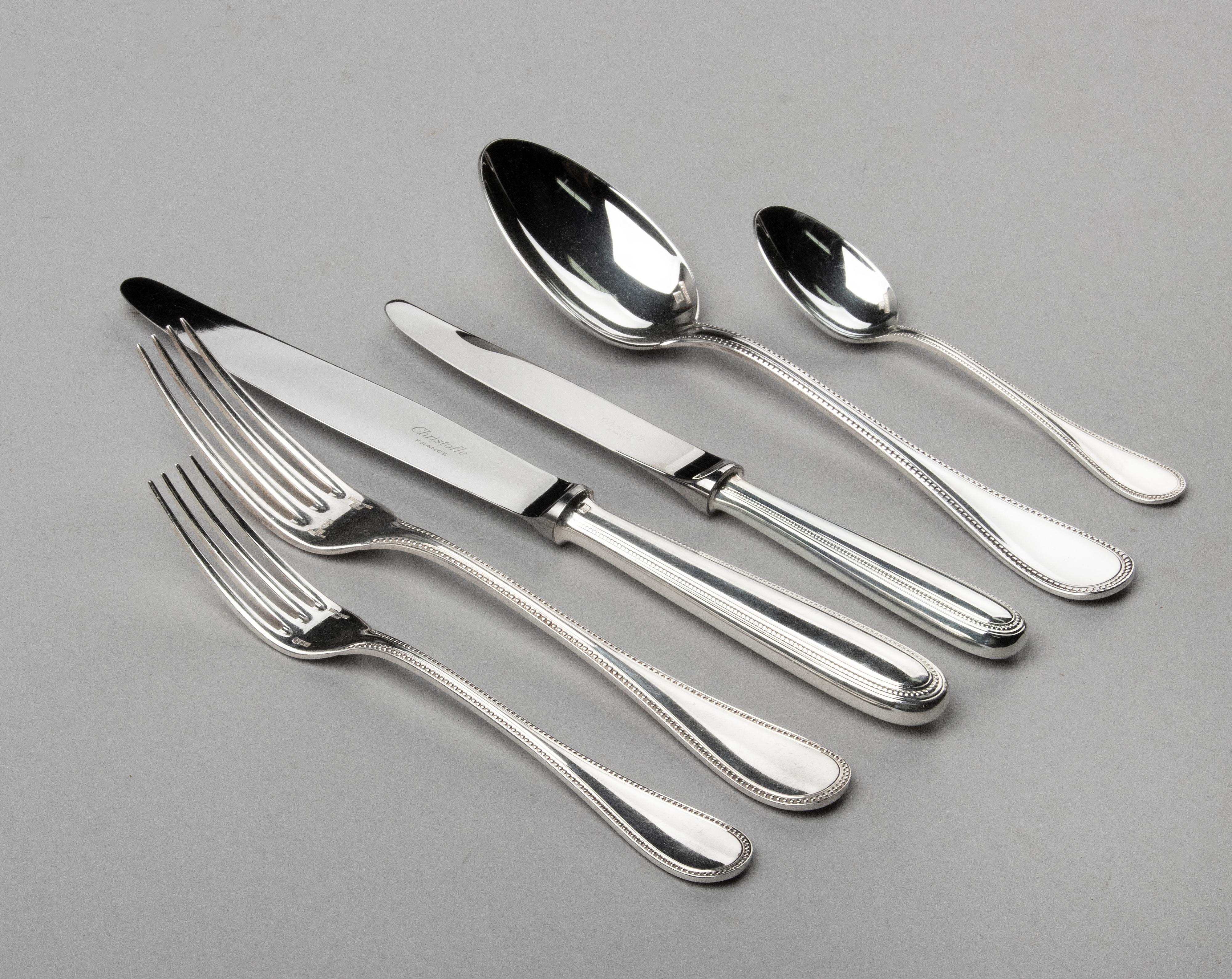 74-Piece Set of Silver-Plated Flatware by Christofle Model 'Perles' for 12 In Good Condition In Casteren, Noord-Brabant