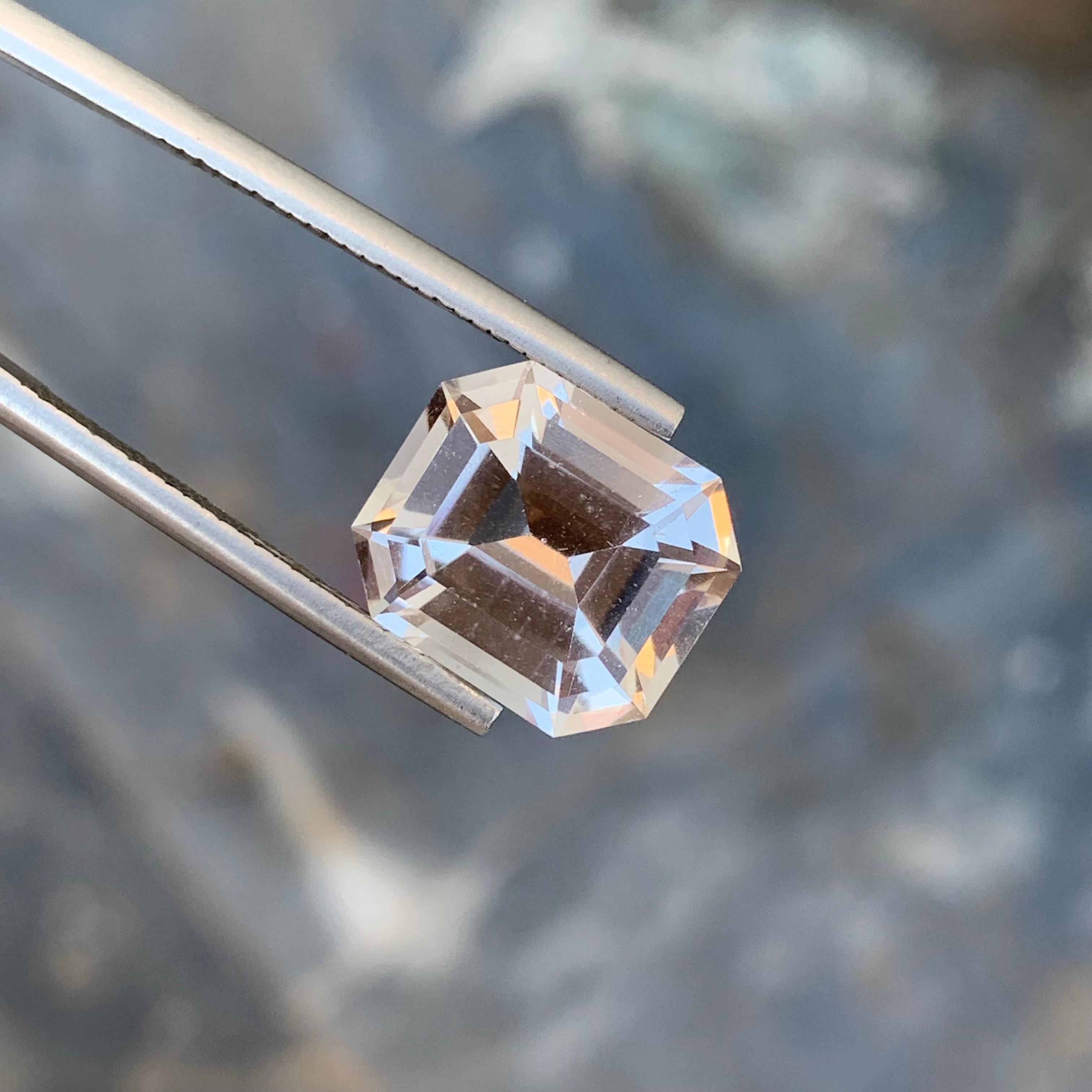 da uomo o donna 7,40 Carati Nature sciolti Topazio d'oro taglio Asscher Gemma per gioielli in vendita
