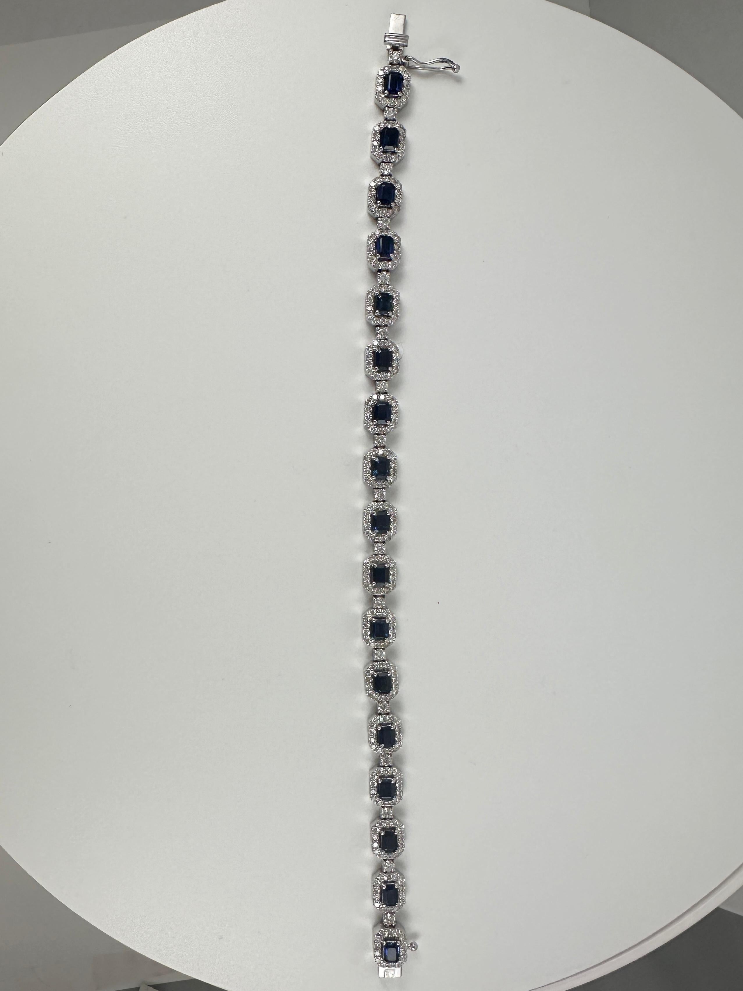 Contemporaneo Bracciale con zaffiro e diamanti da 7,40 carati in oro bianco 18 carati in vendita