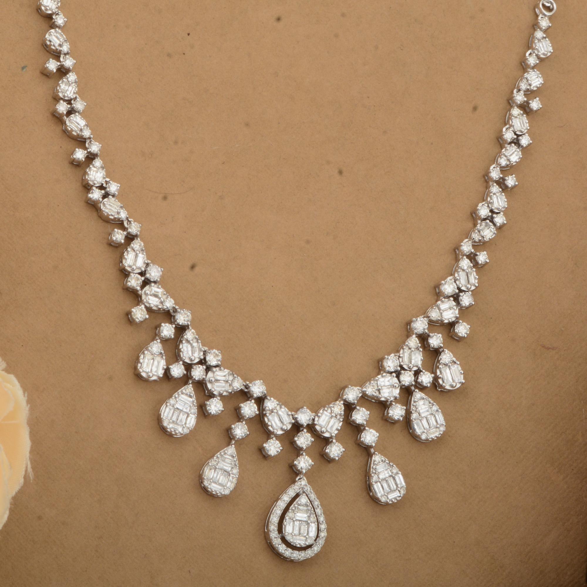 Women's 7.40 Carat SI Clarity HI Color Diamond Necklace 14 Karat White Gold Fine Jewelry For Sale