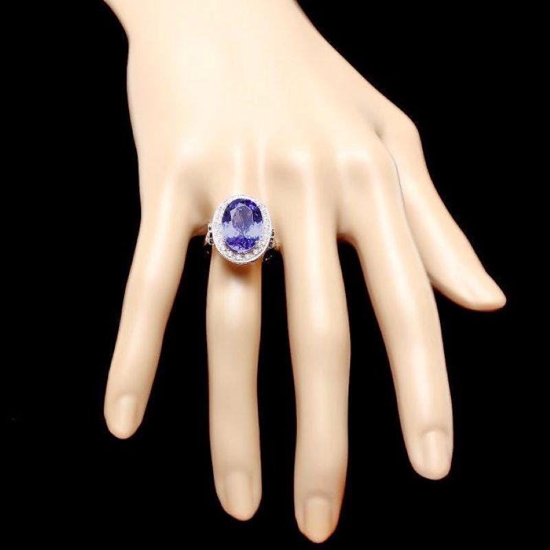 Women's 7.40 Carats Natural Tanzanite and Diamond 14K Solid White Gold Ring For Sale