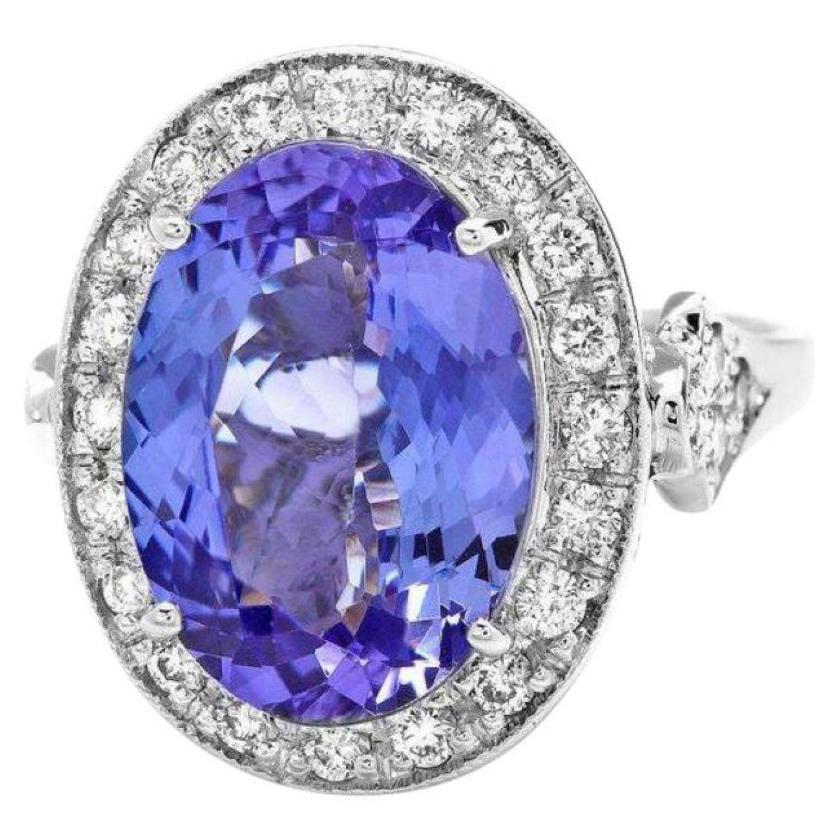 7.40 Carats Natural Tanzanite and Diamond 14K Solid White Gold Ring For Sale