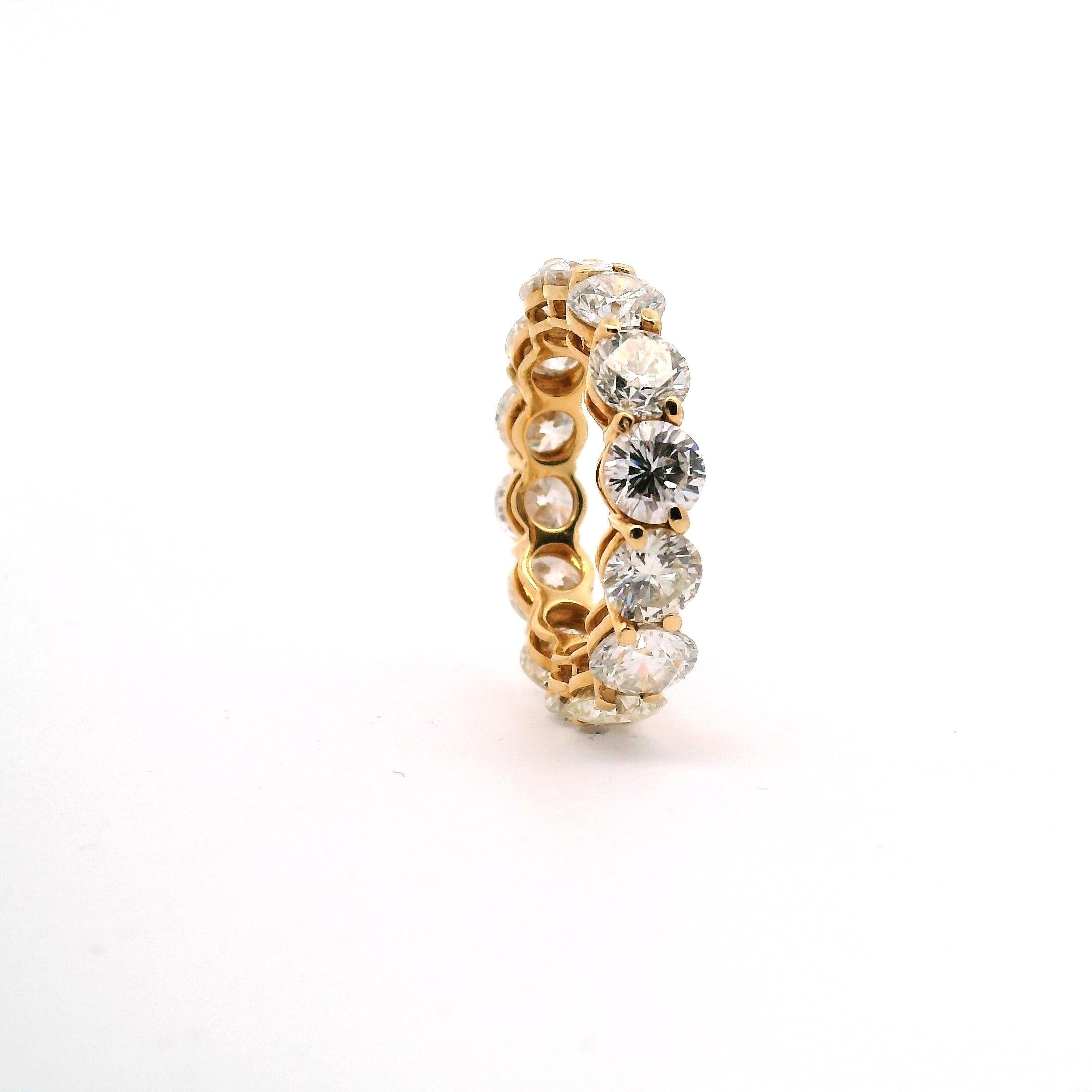 7,40 cttw. Bracelet d'éternité en or jaune avec diamant en vente 8