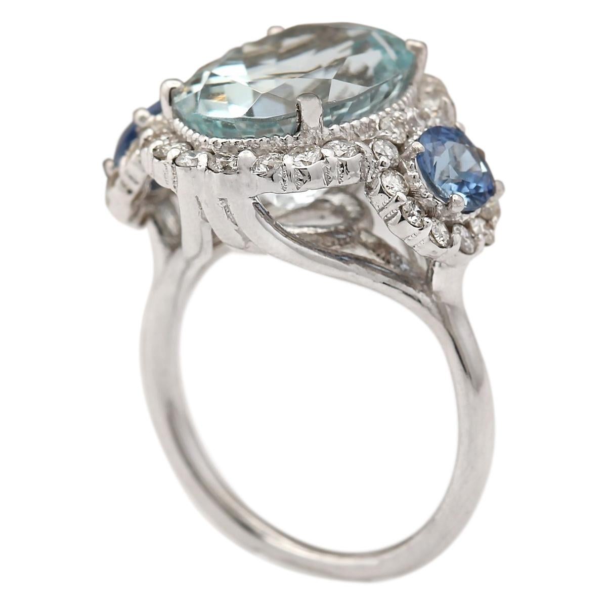 Modern Aquamarine Sapphire Diamond Ring In 14 Karat White Gold  For Sale