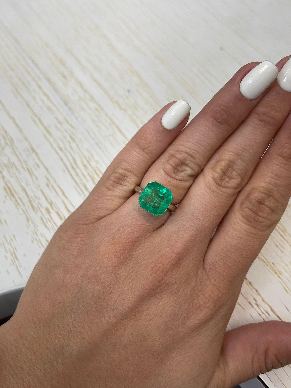 7.41ct Vivid Muzo Green Asscher Cut Colombian Emerald Genuine May Birthstone For Sale 3