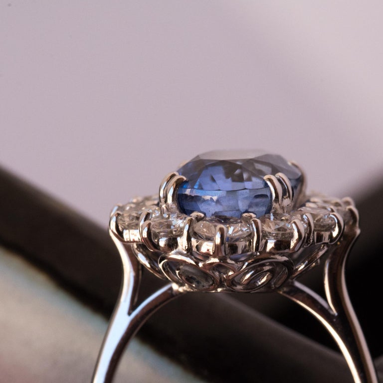 7.42 Carat Ceylon Sapphire Diamond Gold Ring For Sale at 1stdibs