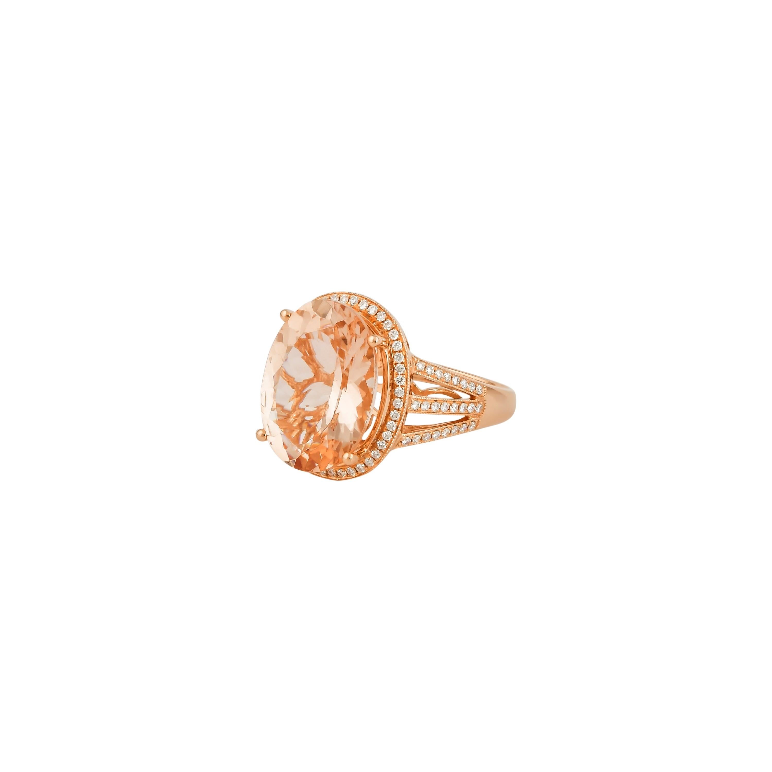 Contemporary 7.4 Carat Morganite Ring in 18 Karat Rose Gold with Diamond For Sale