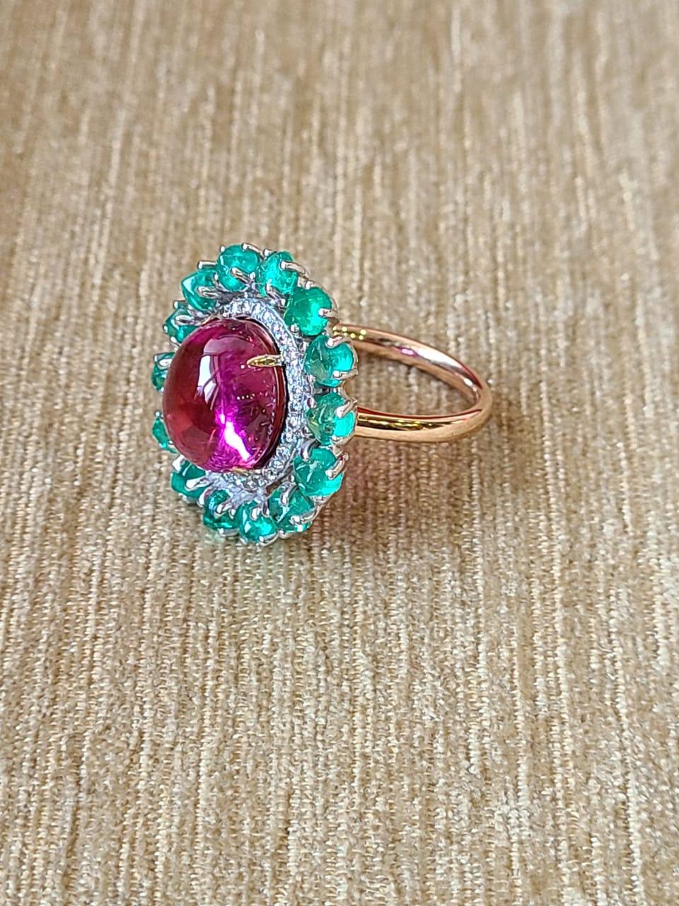 7.42 Carats Rubellite Cabochon, Carved Emerald & Diamonds Cocktail / Dome Ring In New Condition For Sale In Hong Kong, HK