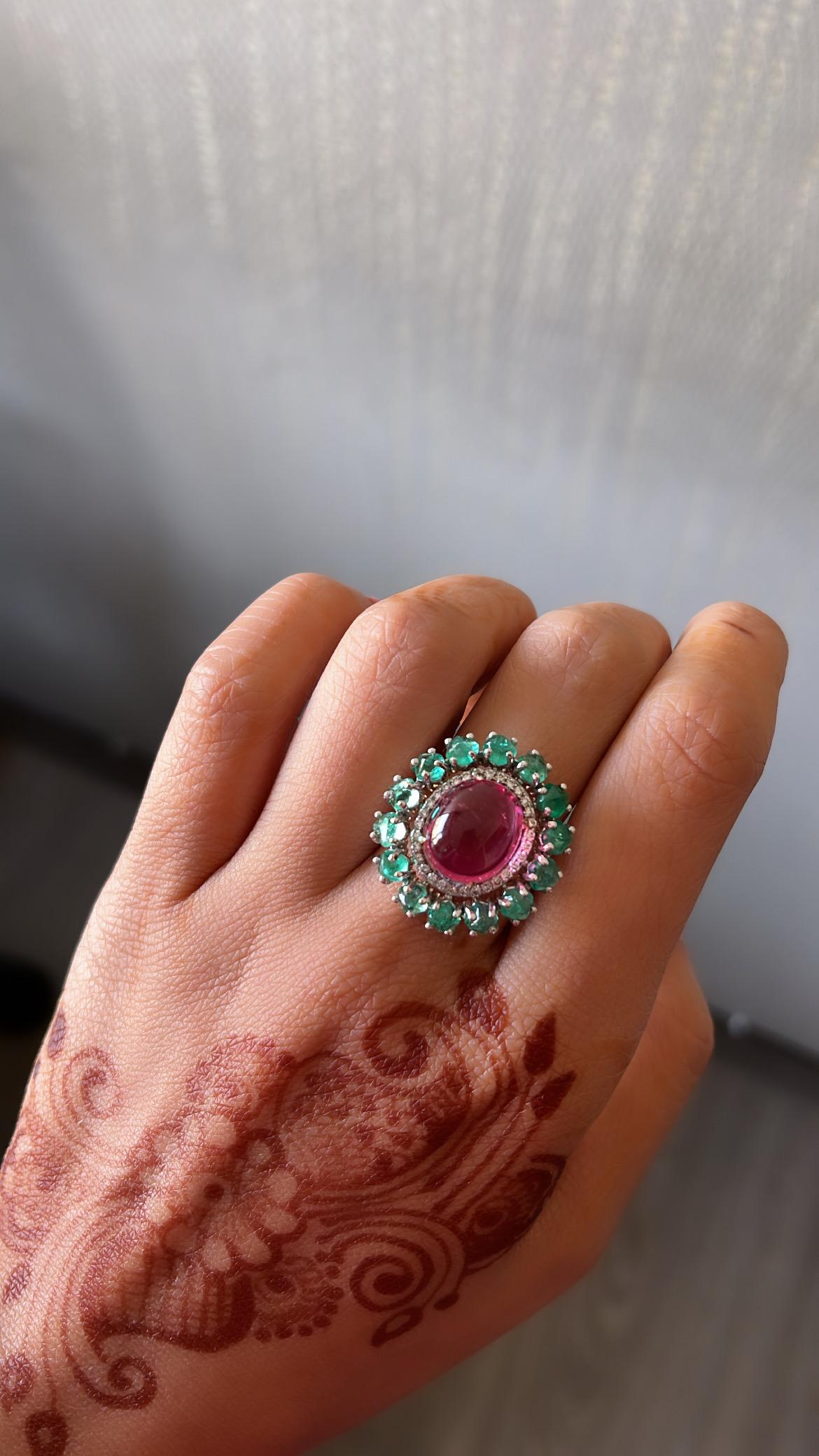 Women's or Men's 7.42 Carats Rubellite Cabochon, Carved Emerald & Diamonds Cocktail / Dome Ring For Sale