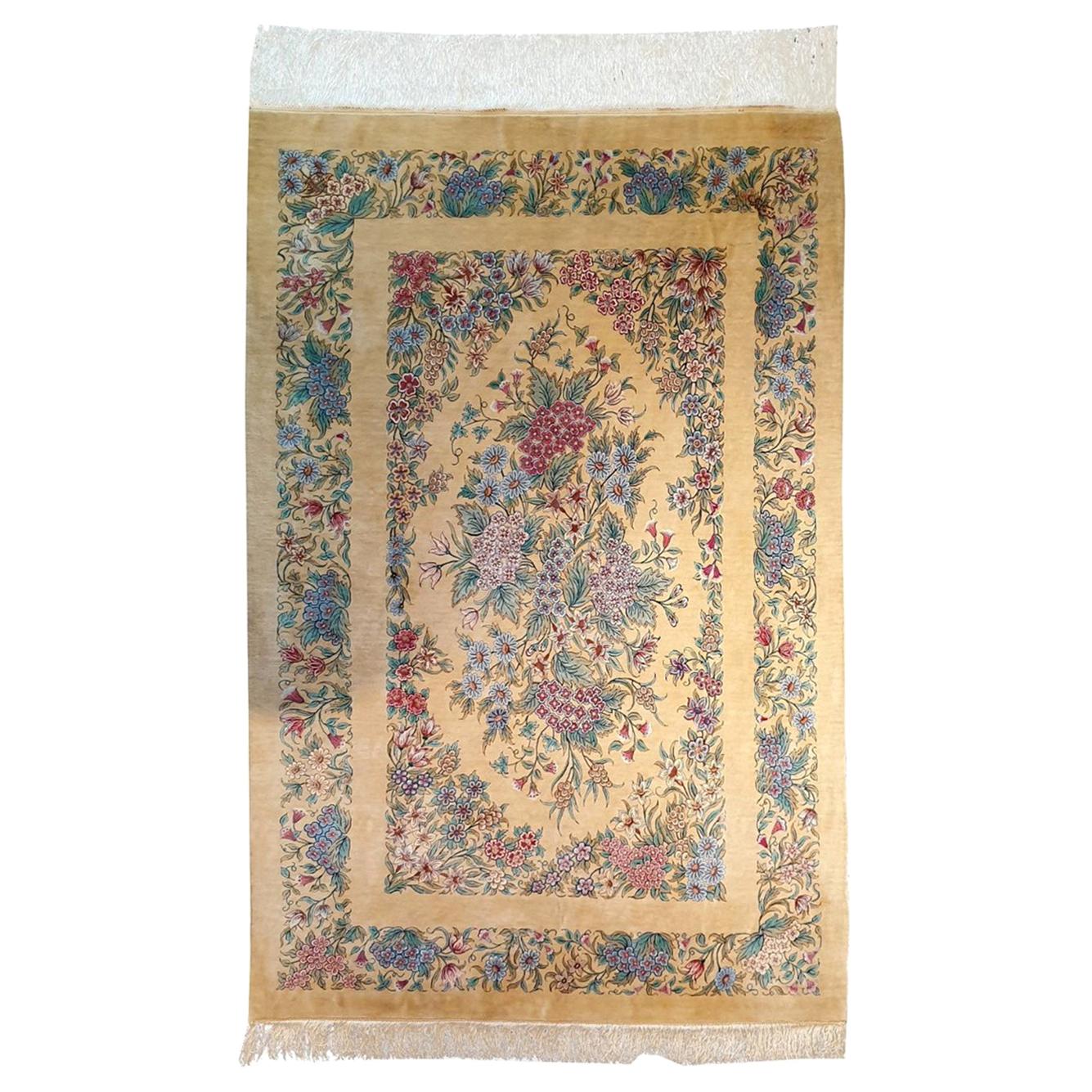  Oriental Carpet, 100 % Silk, 20th Century - N° 742 For Sale
