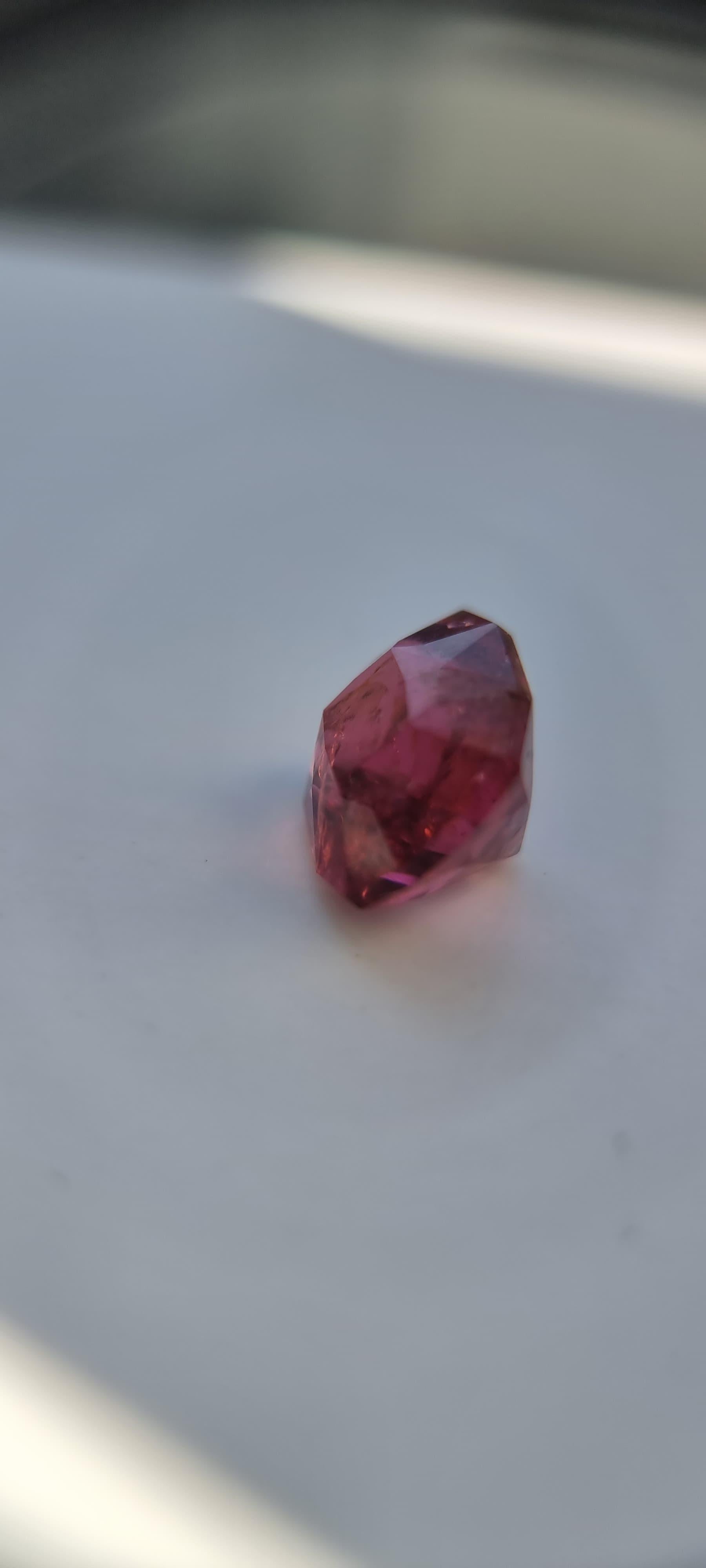 Gemma di tormalina rosa 7,42ct in vendita 5