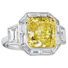 7.43 Carat Radiant Diamond Ring Fancy Yellow 18K Gold Colour-Collectors Treasure
