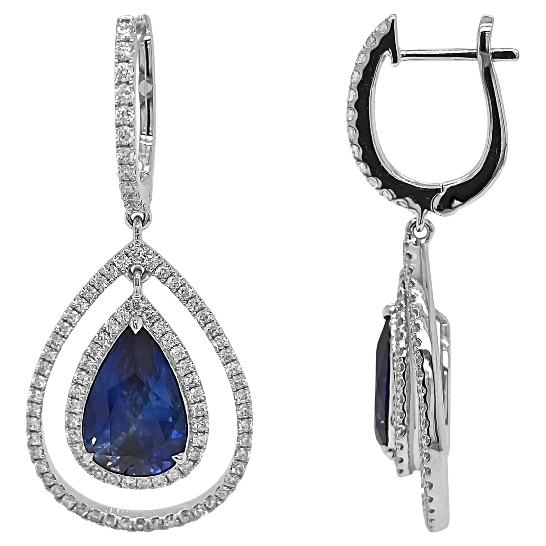 Pendientes de oro blanco con zafiro y diamante blanco de 7.43 quilates en venta