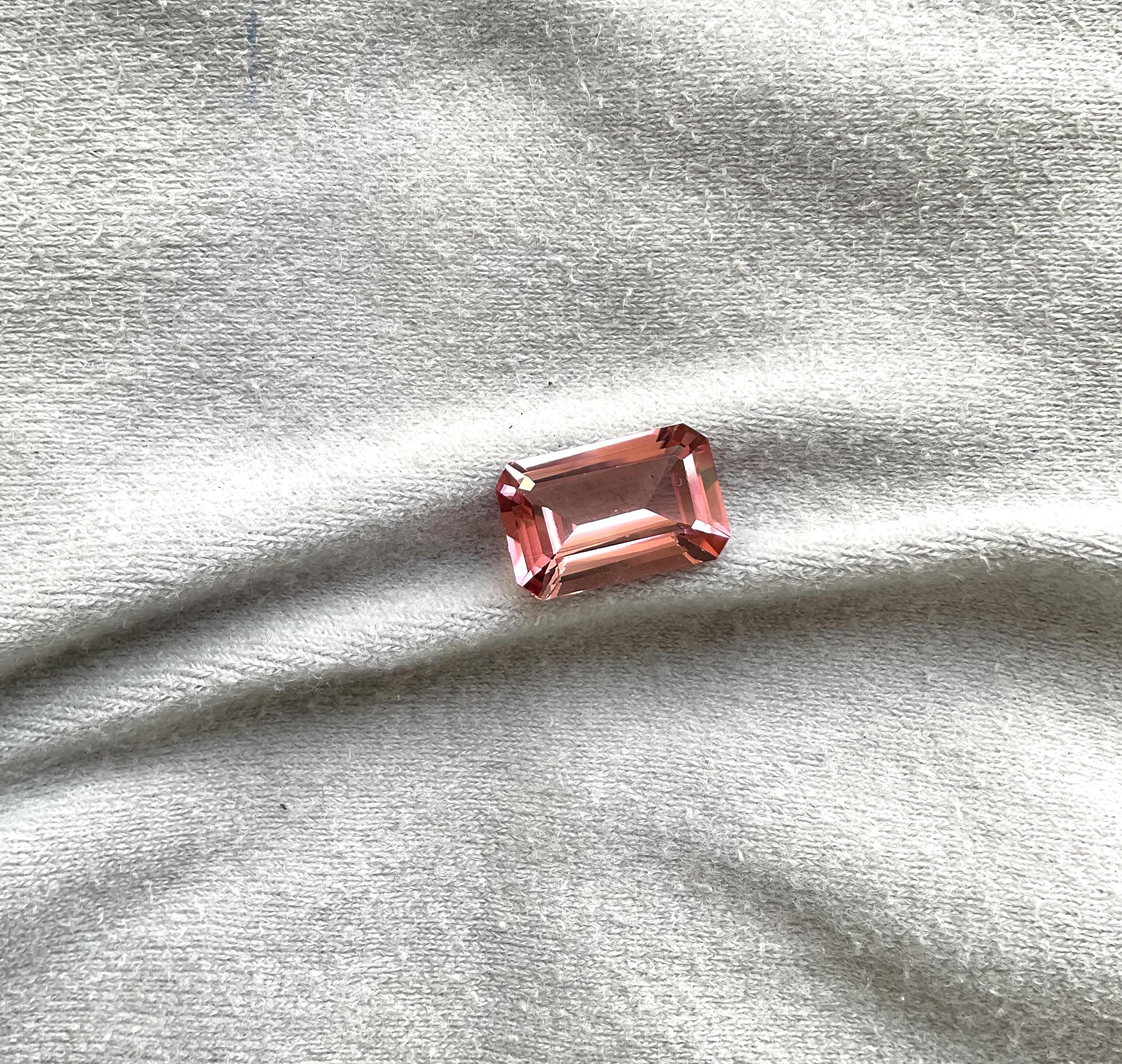 Art déco Pierre précieuse naturelle de taille octogonale à facettes en tourmaline rose 7,43 carats, nettoyée en vente