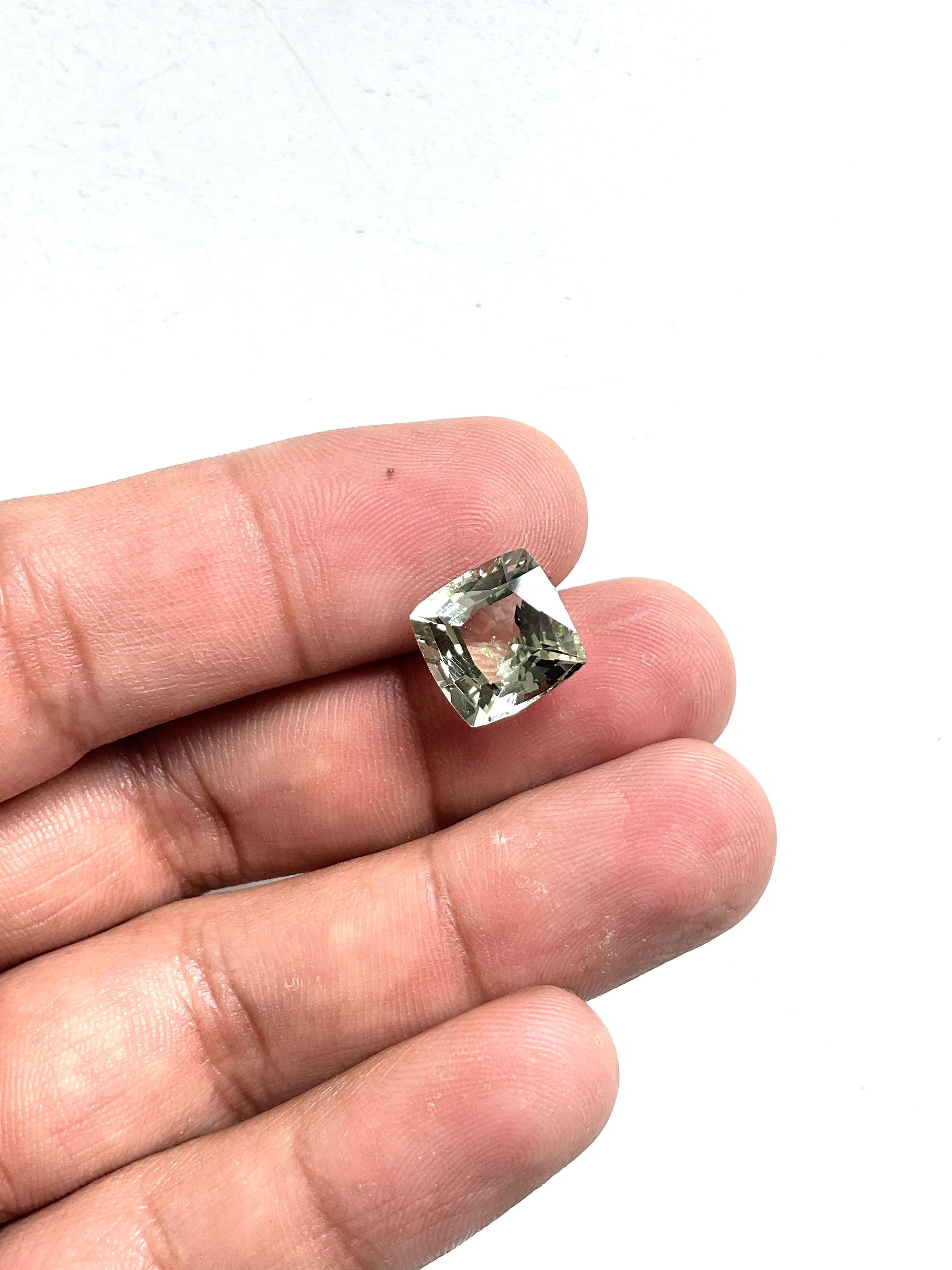 7.44 Carats Light Green Tourmaline Faceted Cushion Cut stone Top Quality Natural en vente 3