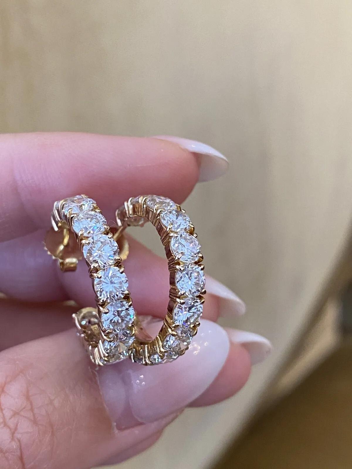 Women's 7.44 Carats Total Single Row Diamond Round Hoop Earrings in 18k Yellow Gold For Sale