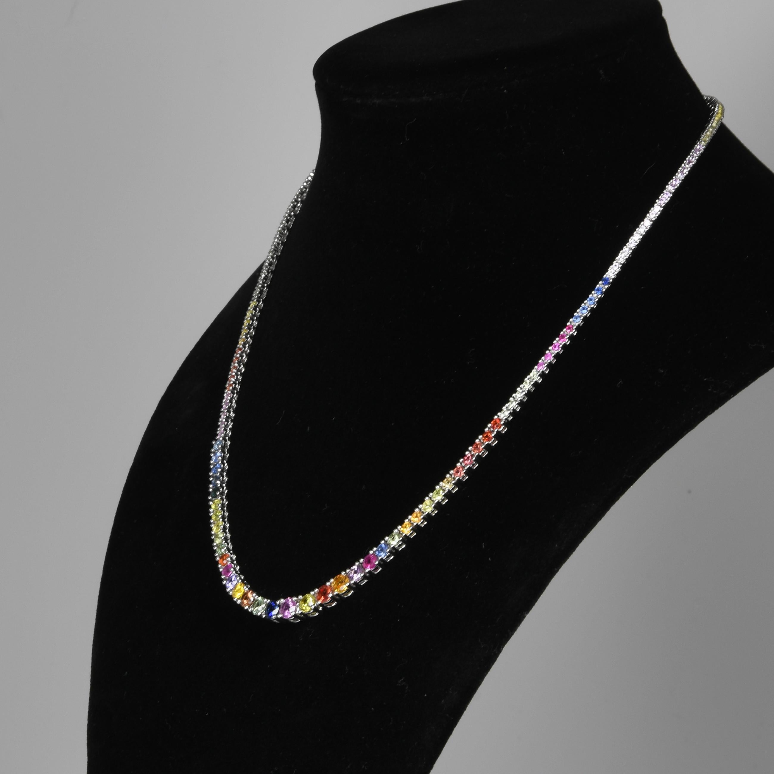 7,44 Karatw abgestufte mehrfarbige Regenbogen-Saphir-Tennis-Halskette 14k Weißgold (Brillantschliff)