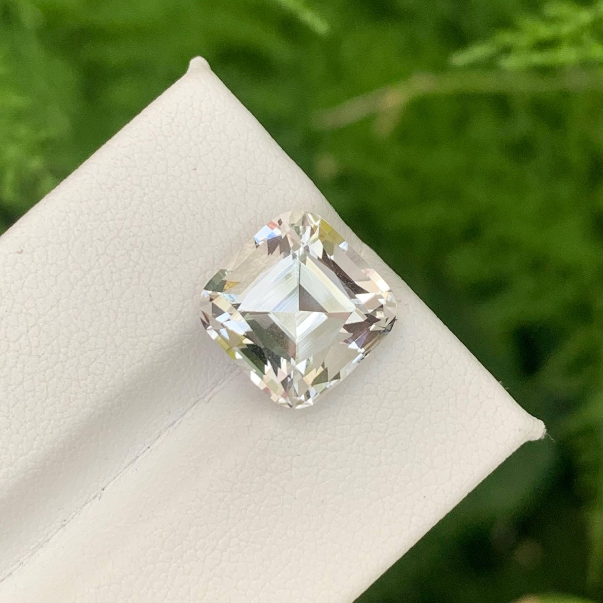 7.45 Carat Natural Loose Light Golden Topaz Stone Cushion Cut Pakistani Gemstone For Sale 5