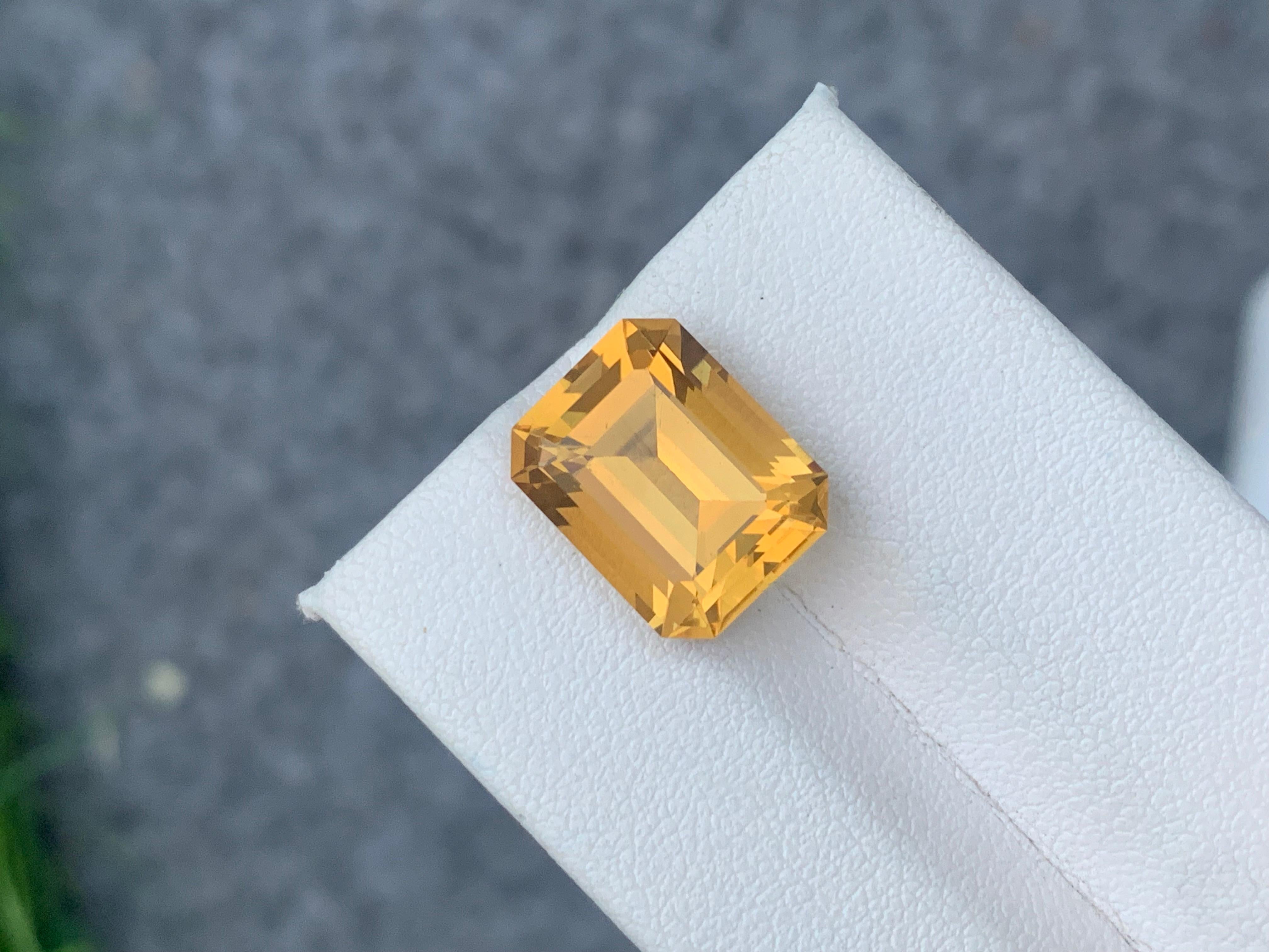 Arts and Crafts 7.45 Carat Natural Yellow Citrine Loose Gemstone for Ring Jewelry For Sale
