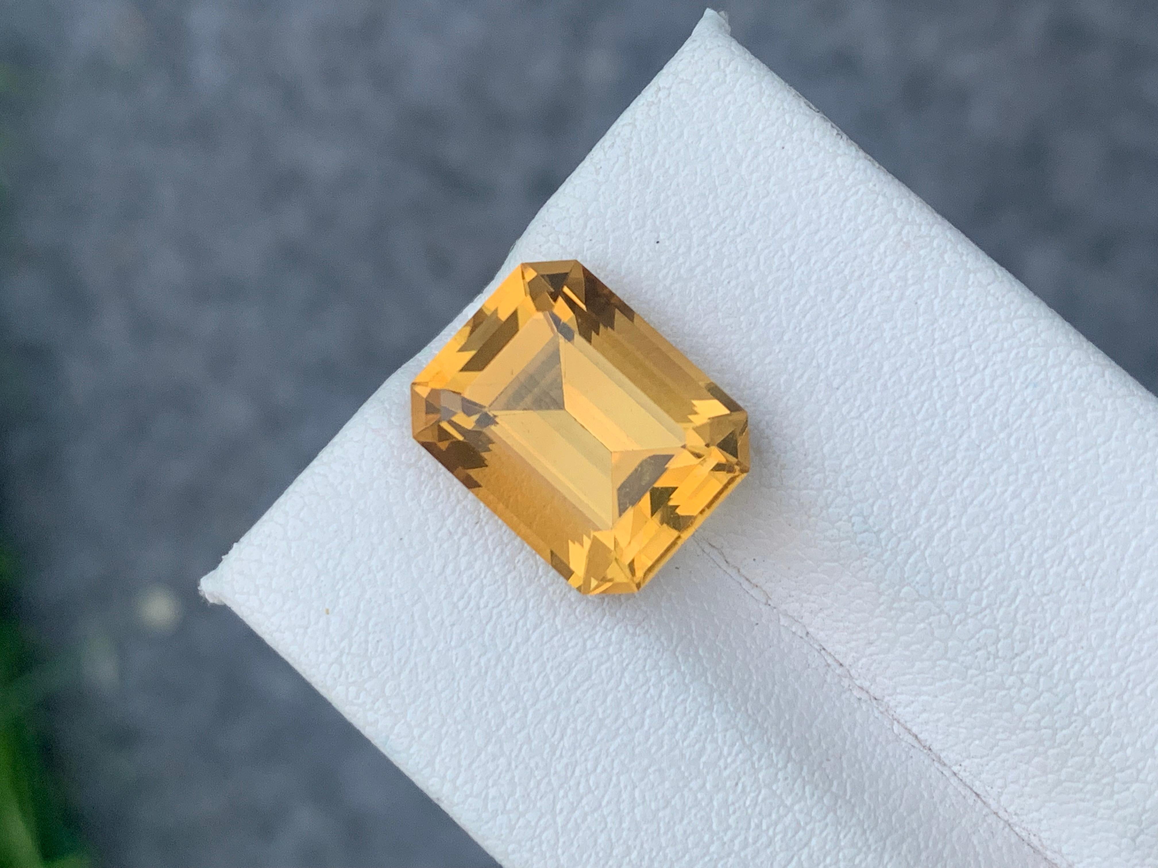 7.45 Carat Natural Yellow Citrine Loose Gemstone for Ring Jewelry In New Condition For Sale In Peshawar, PK
