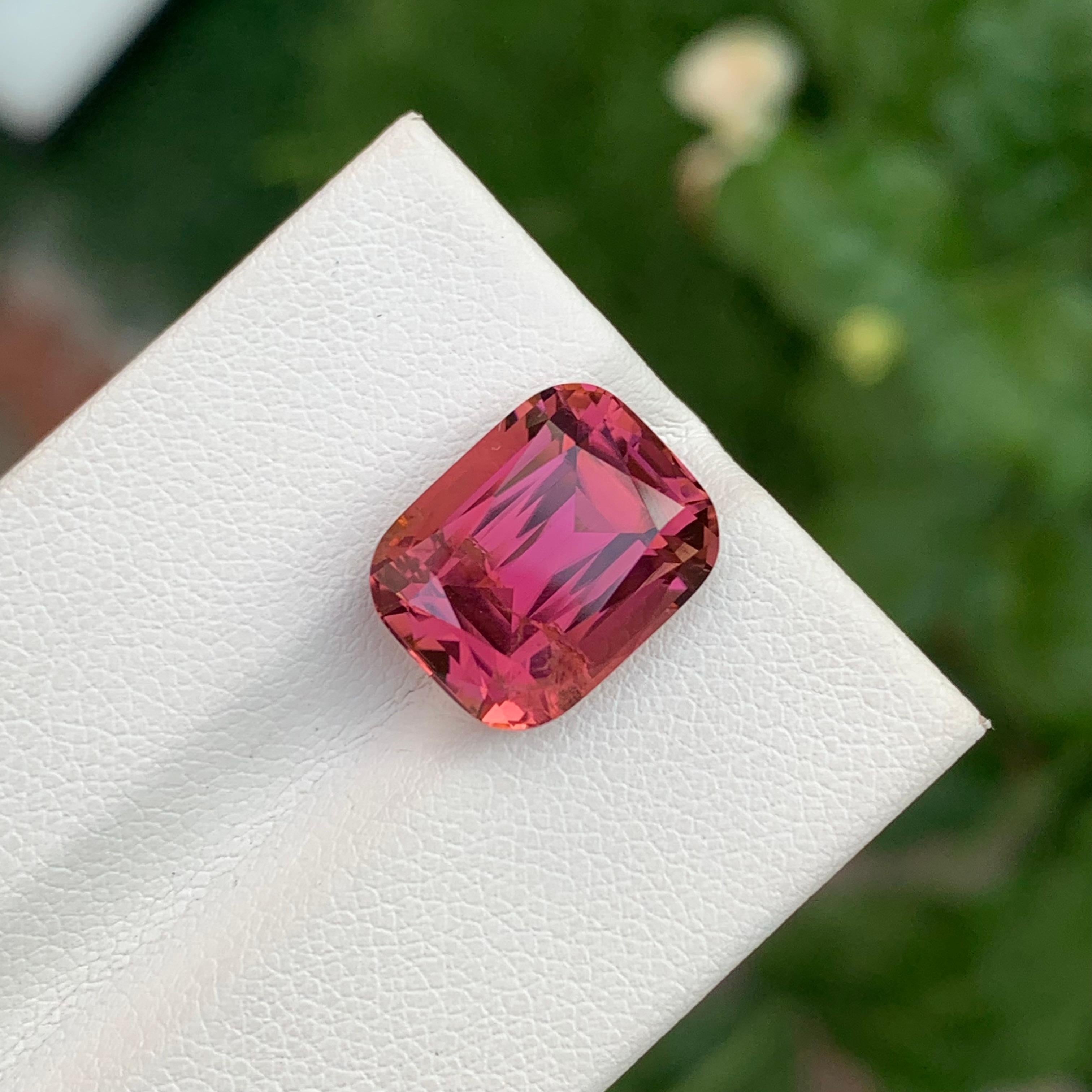 7.45 Carat Stunning Faceted Maroon Pink Tourmaline Cushion Shape Gemstone For Sale 2
