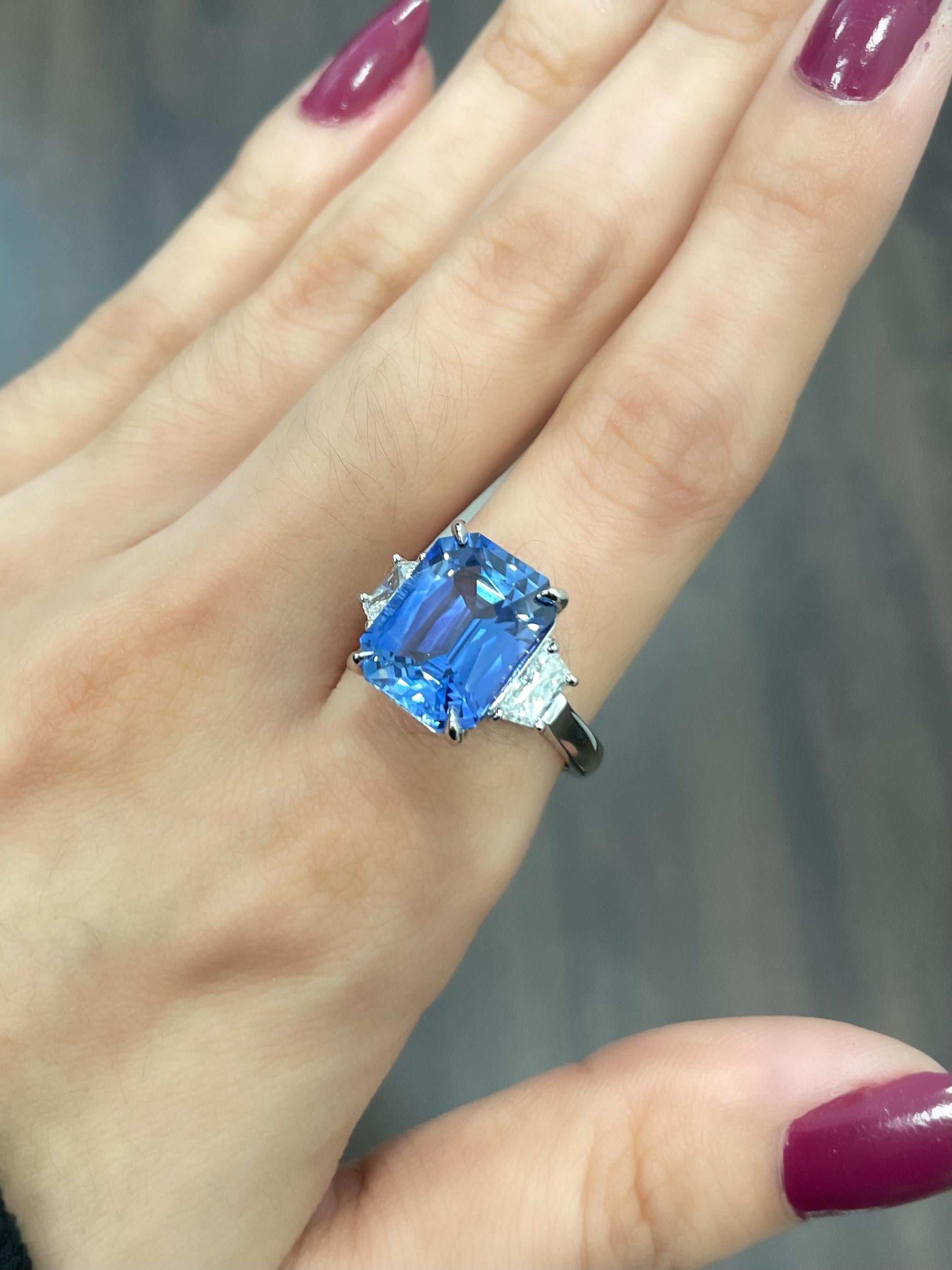 Bague saphir et diamant de Ceylan de 7,45 carats, taille émeraude Unisexe en vente