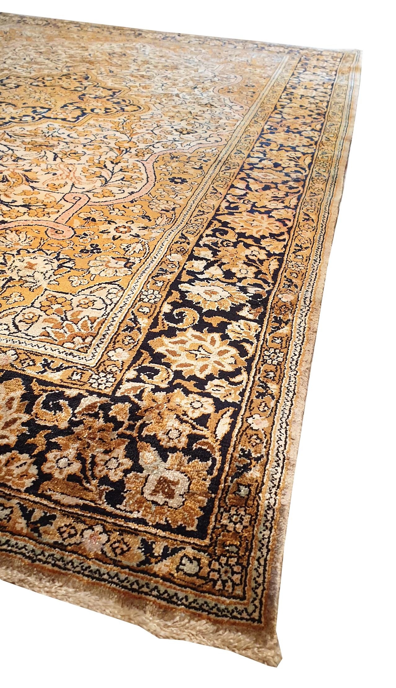 Central Asian 746 - Beautiful Vintage Qom Silk Rug For Sale