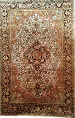 746 - Beautiful Vintage Qom Silk Rug