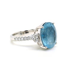 7.46 Karat Aquamarin Fancy und runder Diamant Weißgoldring