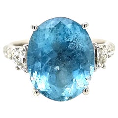 7.46 Karat Aquamarin Fancy und runder Diamant Weißgoldring