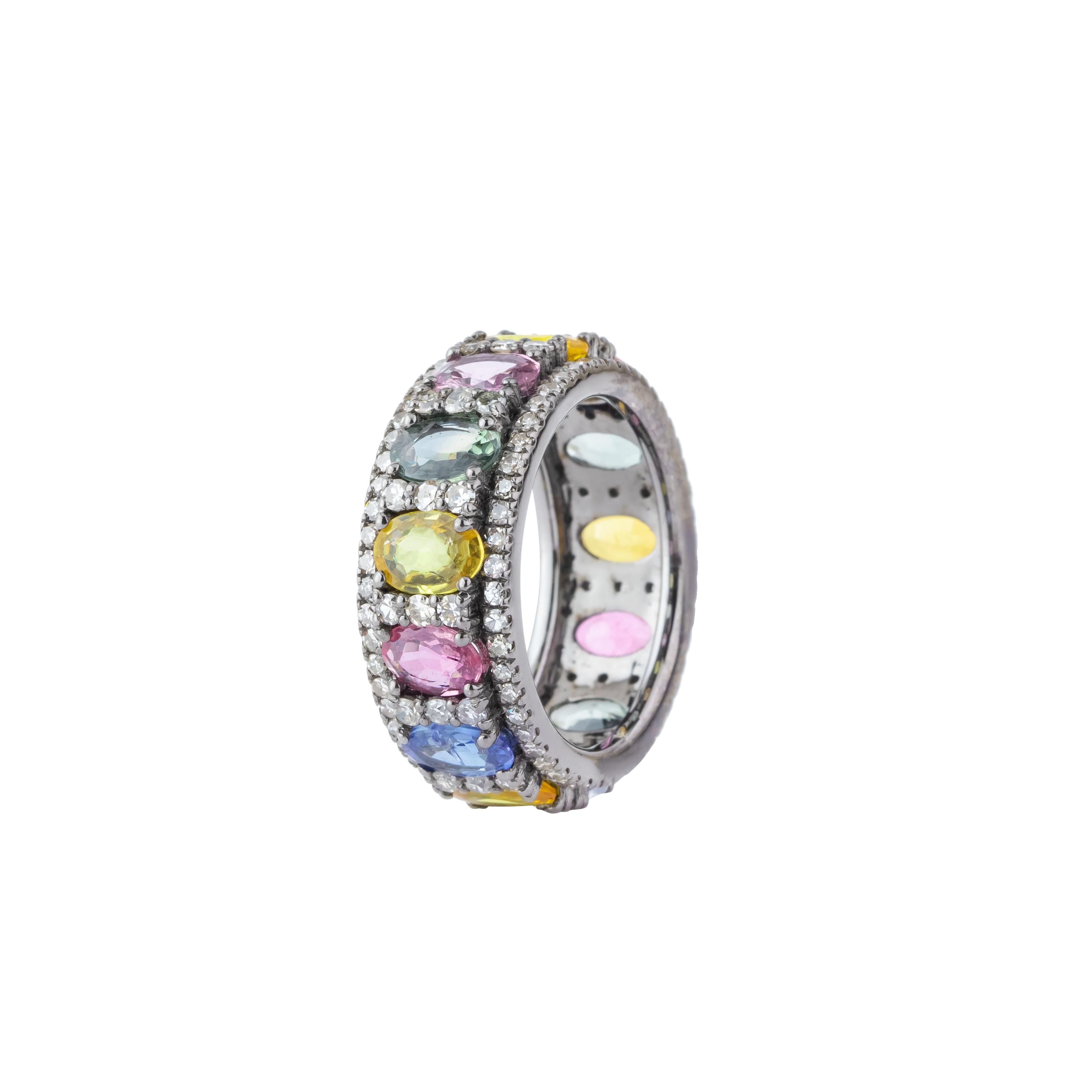 7.46 Carat Diamond and Multi Sapphire Infinity Band Ring In New Condition For Sale In Jaipur, IN