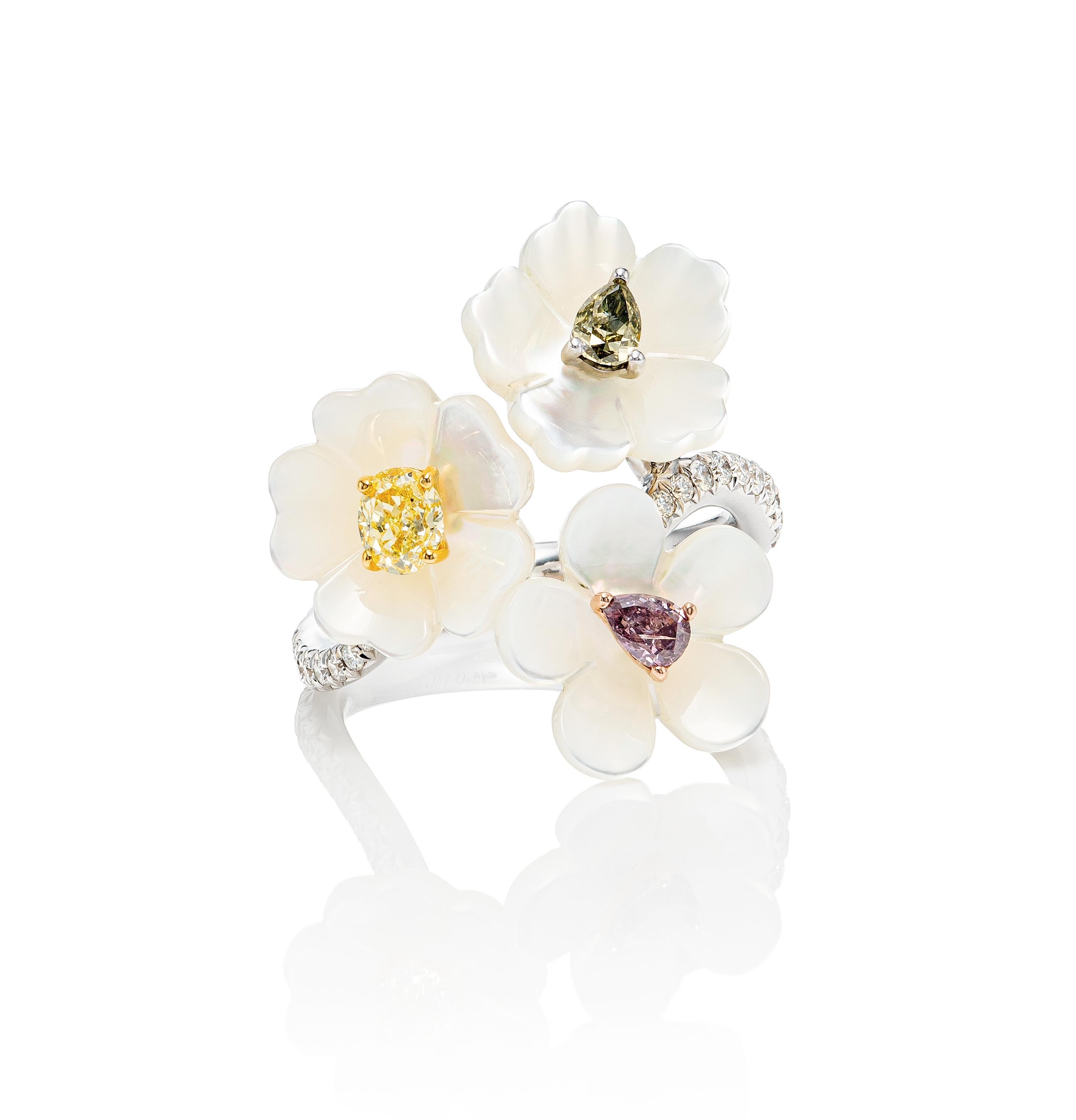 Contemporary 7.46 Carat Mother of Pearl and Colored Diamond Floral Trio Ring in 18k Gold For Sale