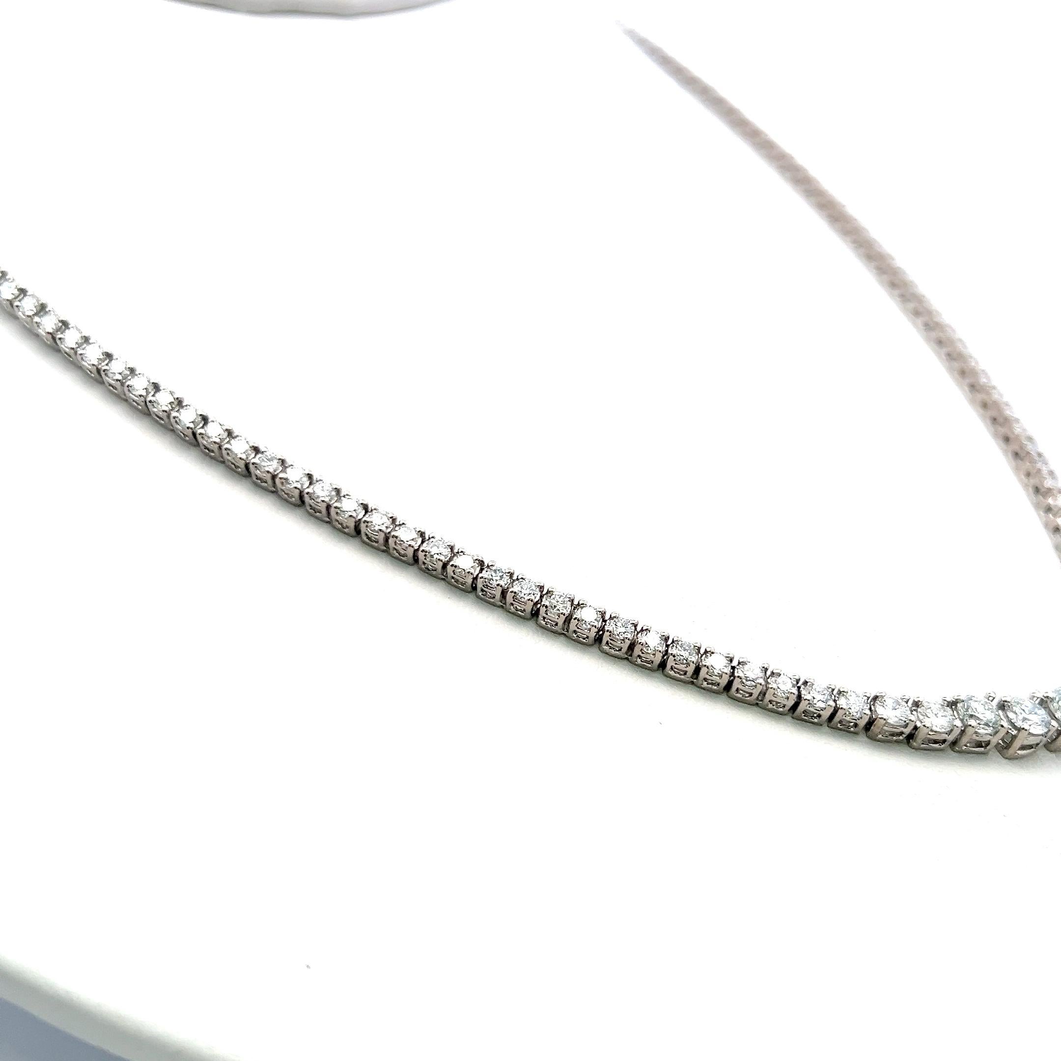 Taglio brillante 7,46 carati di diamante tondo brillante G-I VS Collana Riviera in oro bianco 14 carati in vendita